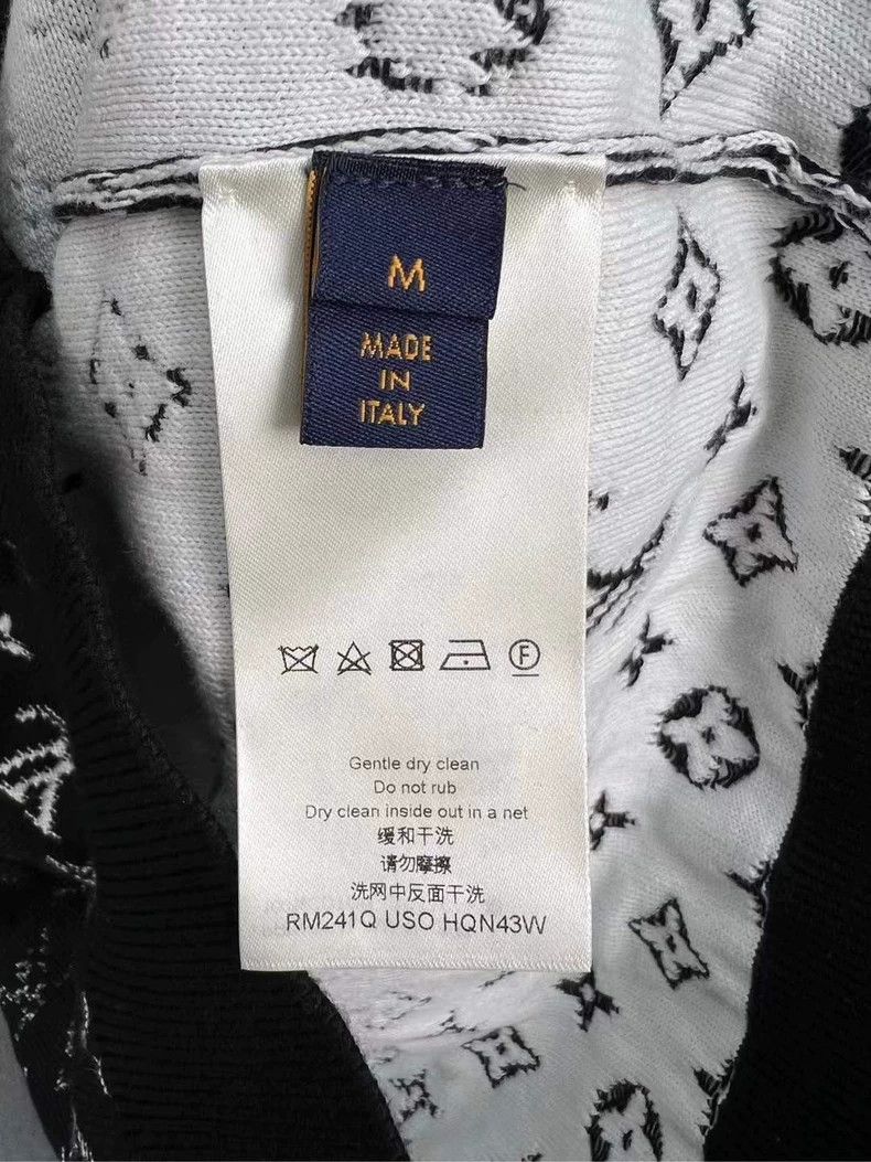 Louis Vuitton Louis Vuitton Black and white gradient print knit hoodie Size US M / EU 48-50 / 2 - 4 Thumbnail
