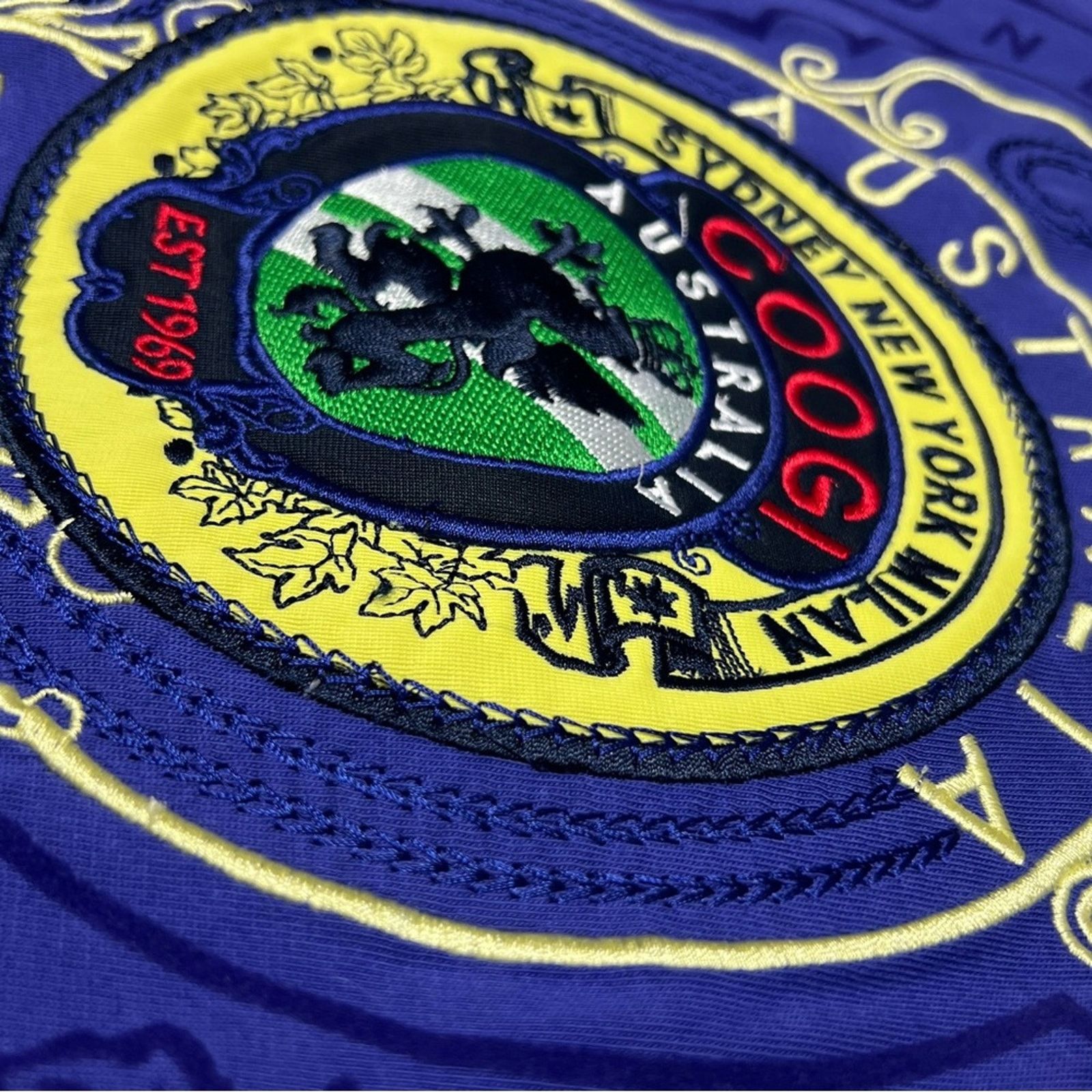 Coogi VTG NWT COOGI Graphic T-Shirt LARGE Purple Embroidered RARE Size US L / EU 52-54 / 3 - 4 Thumbnail
