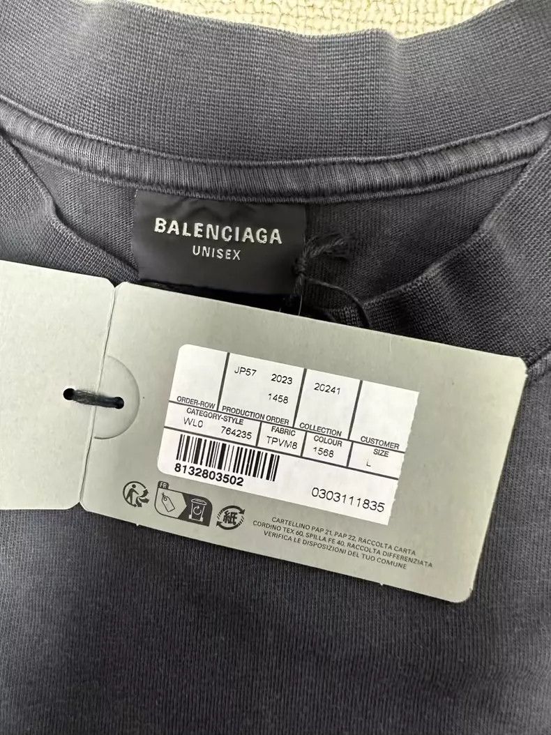 Balenciaga Balenciaga Casual Crew Neck Short Sleeve T-Shirt Men Size US L / EU 52-54 / 3 - 4 Thumbnail