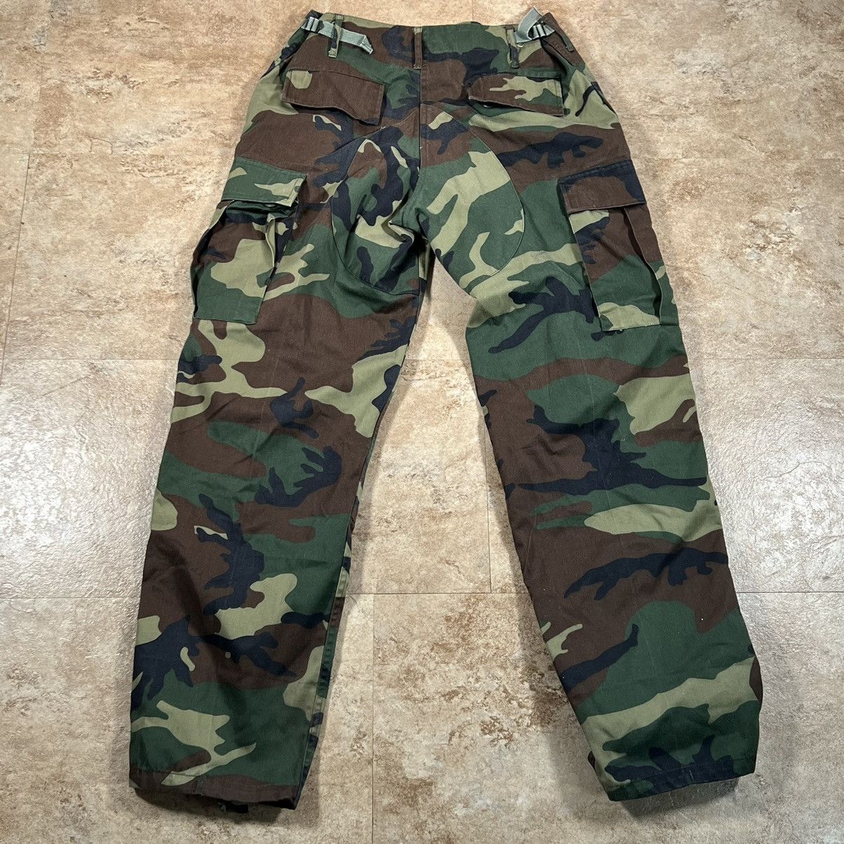 Vintage Military Issued Camouflage Camo Print Cargo Utility Pants Size US 33 - 3 Thumbnail