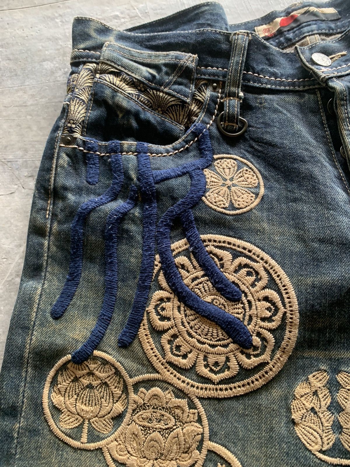 Japanese Brand crazy rusty sukajan japanese denim karakuri tamashii style Size US 32 / EU 48 - 11 Thumbnail