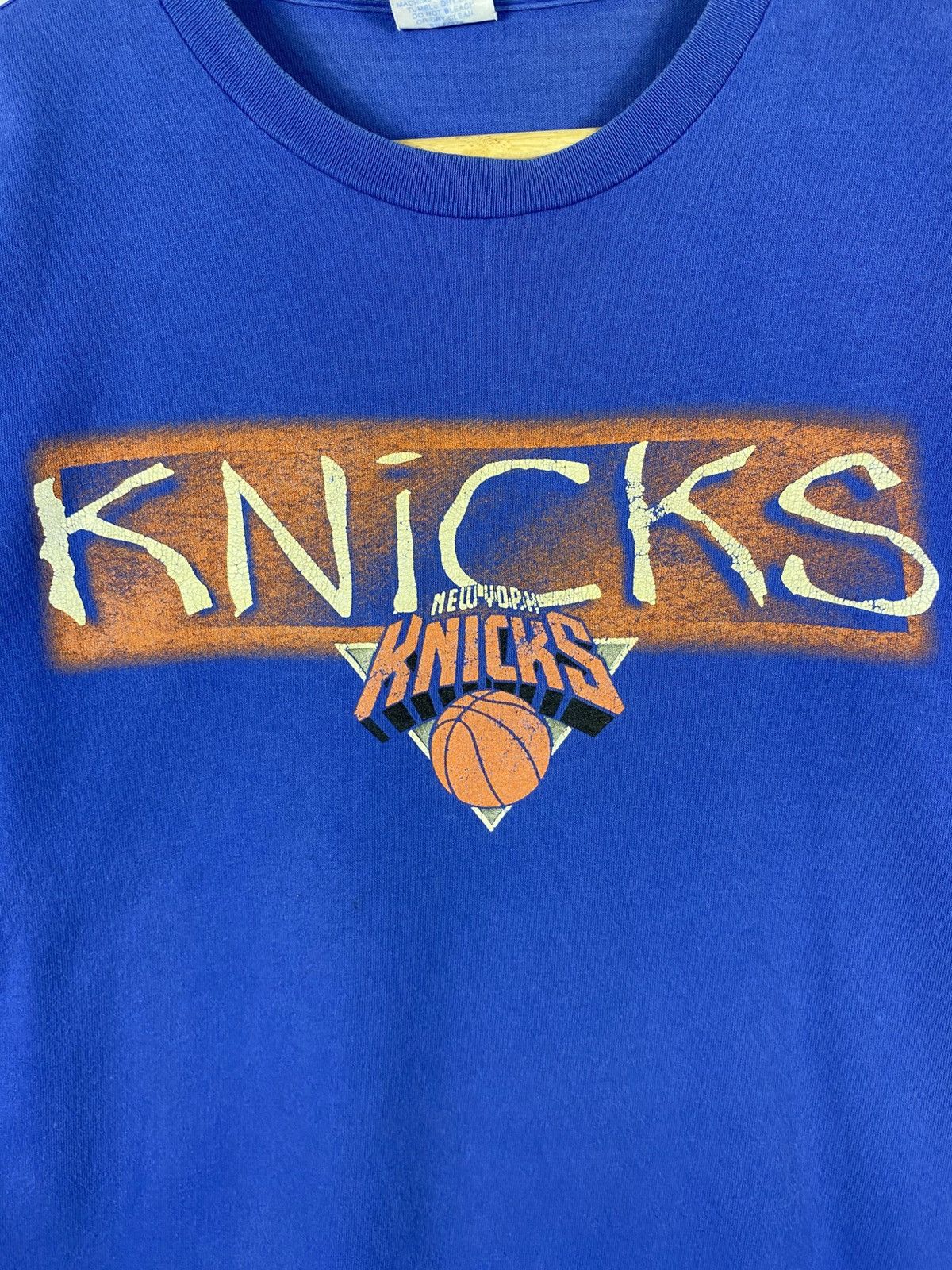 Vintage Vintage 90s New York Knicks X Starter T-Shirt Size US M / EU 48-50 / 2 - 2 Thumbnail