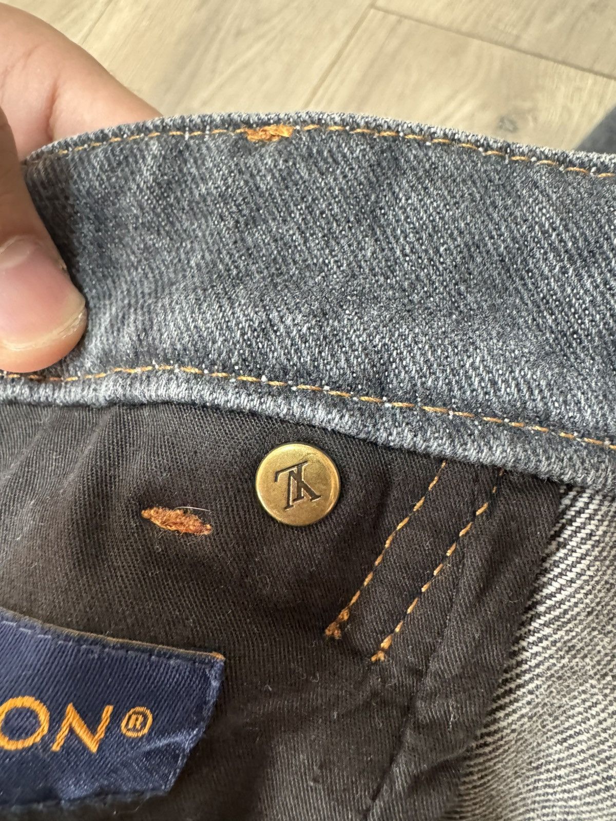 Louis Vuitton Louis Vuitton Monogram Panel Zip Denim Jeans Size 36 Size US 36 / EU 52 - 10 Thumbnail