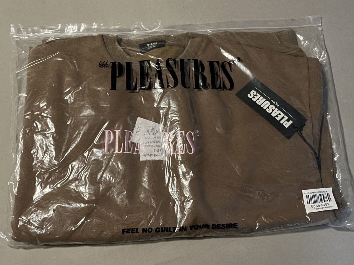 Pleasures Pleasures Men’s Sour Washed Crewneck Brown Brand New DS Size US XL / EU 56 / 4 - 2 Thumbnail