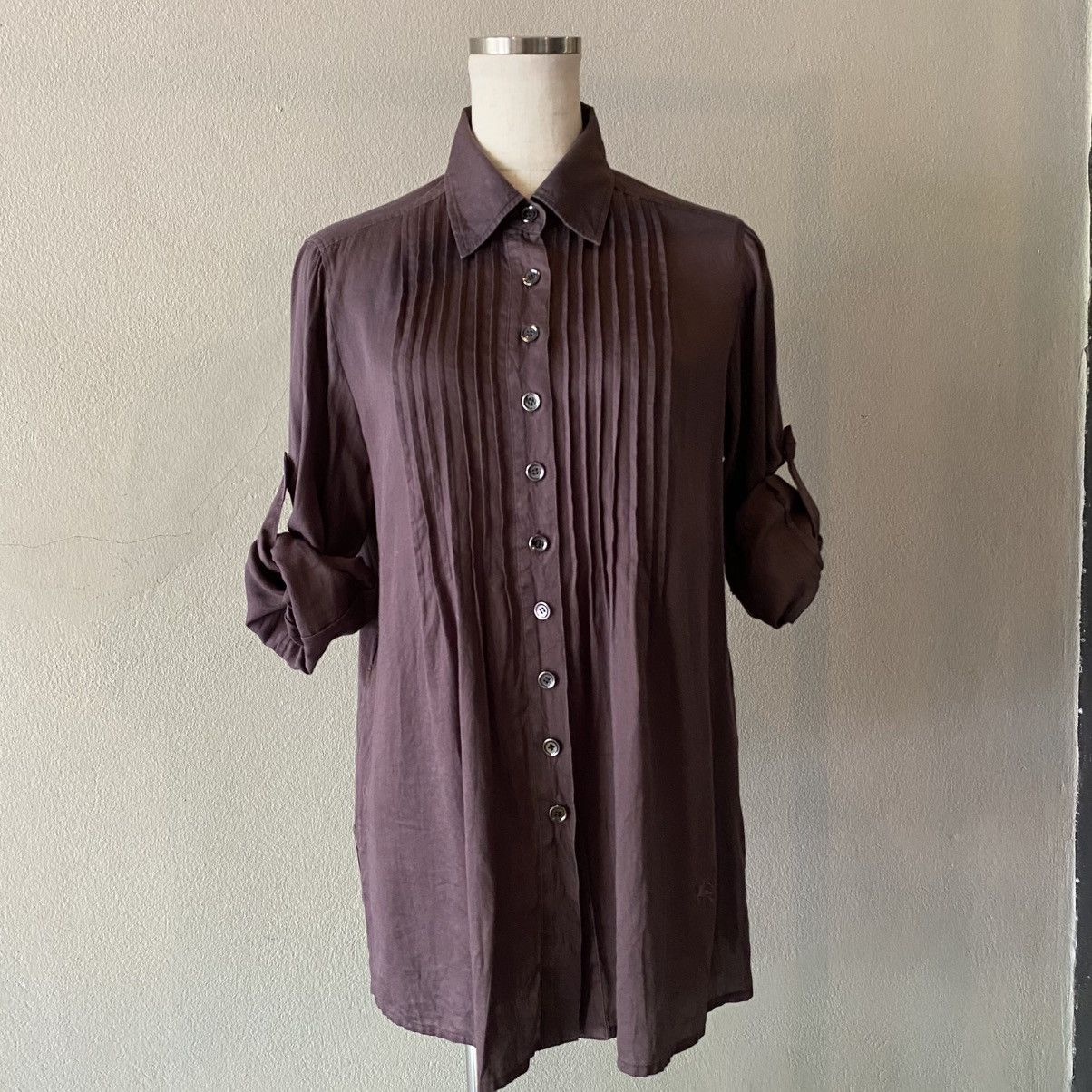 Burberry BURBERRY Purple Pintuck Button-Up Shirt Size XS / US 0-2 / IT 36-38 - 3 Thumbnail