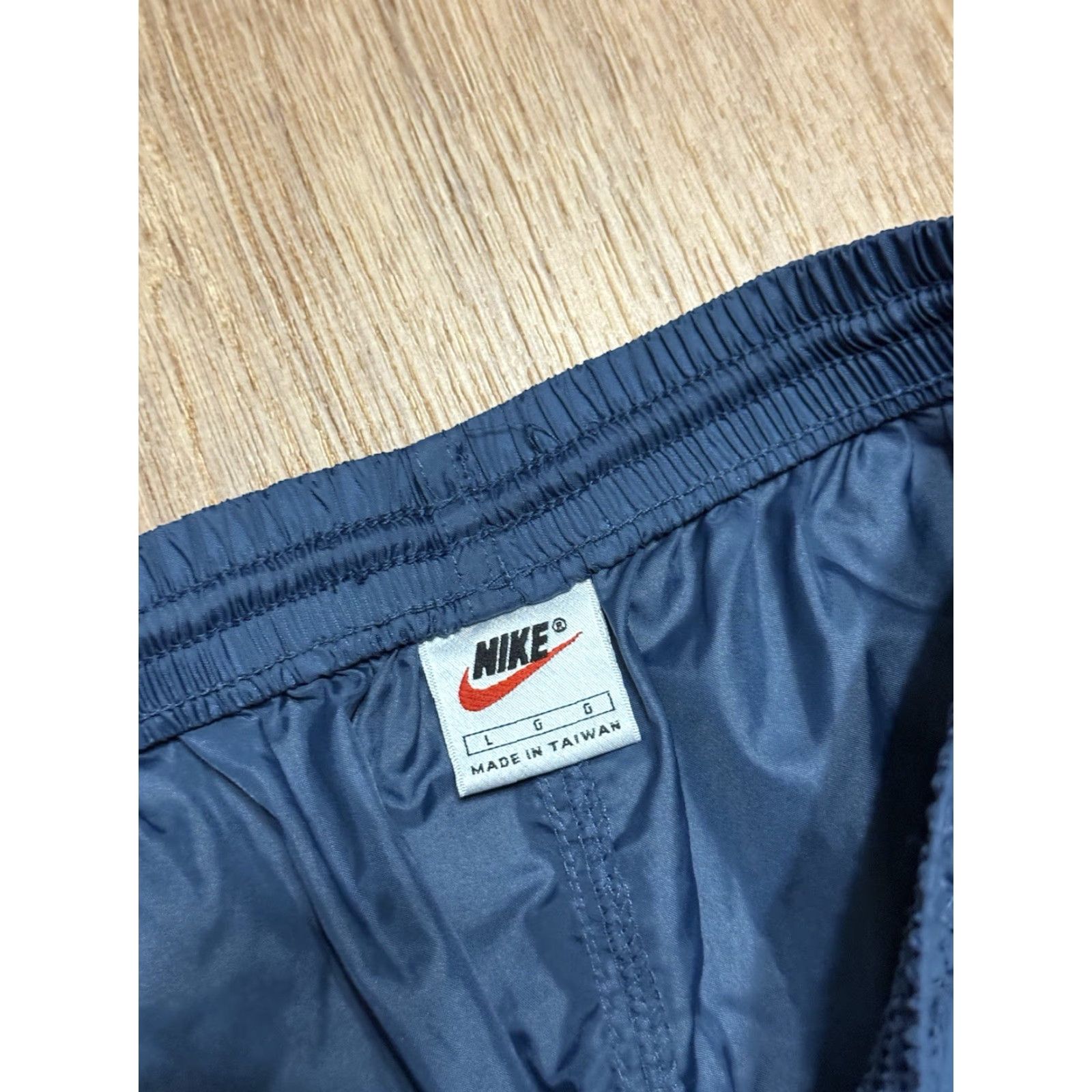 Nike VINTAGE Nike Windbreaker Pants Track Mens Large Blue White 90s Swoosh Check Size US 33 - 3 Thumbnail