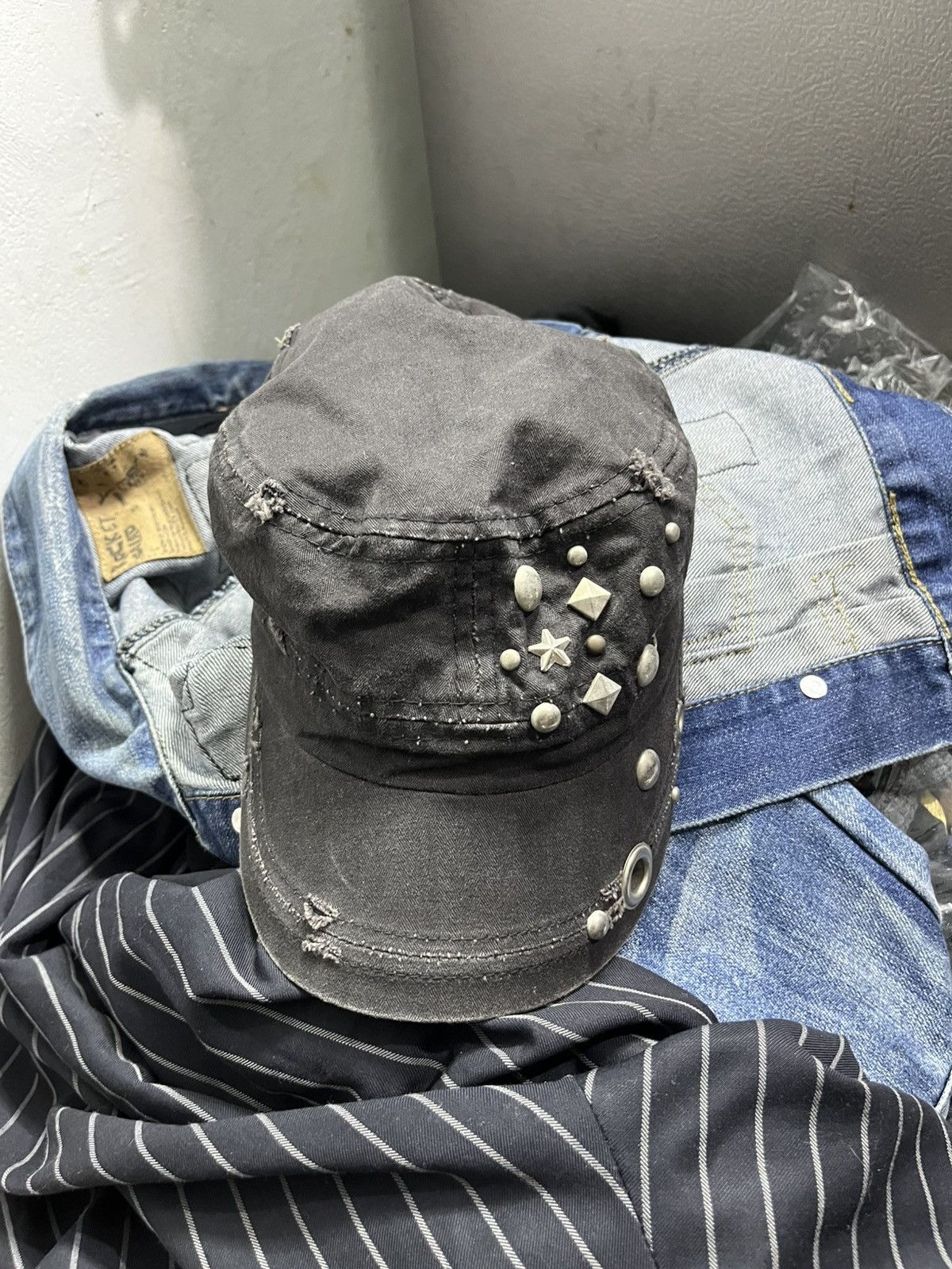 Hysteric Glamour Japanese unknwn studed punk vintage hat Size ONE SIZE - 2 Thumbnail