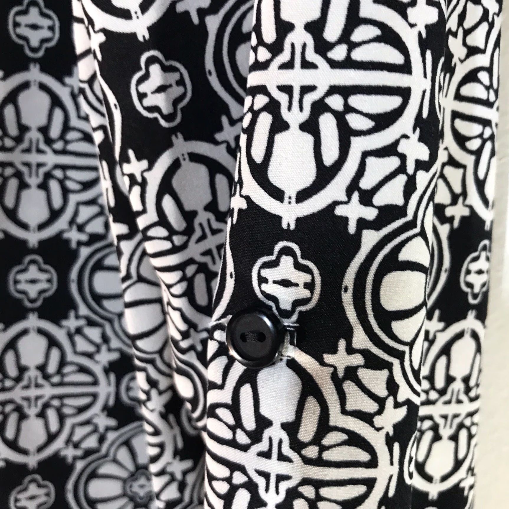 Vintage Kim Rogers Petite Blk/Wht Geometric Button Up Dress Shirt Womens Size PXL Size XL / US 12-14 / IT 48-50 - 4 Thumbnail