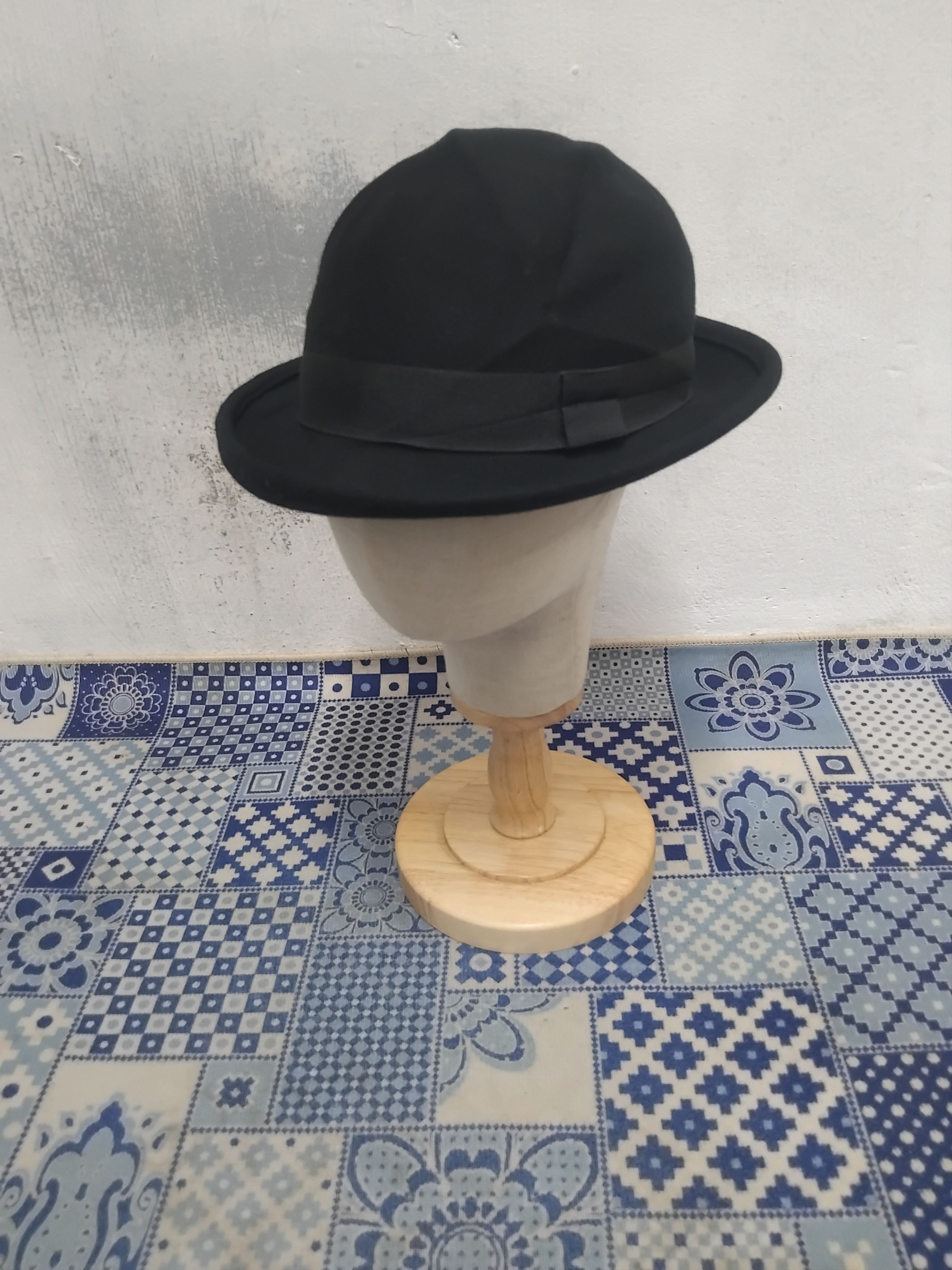 Black H&M fedora hat