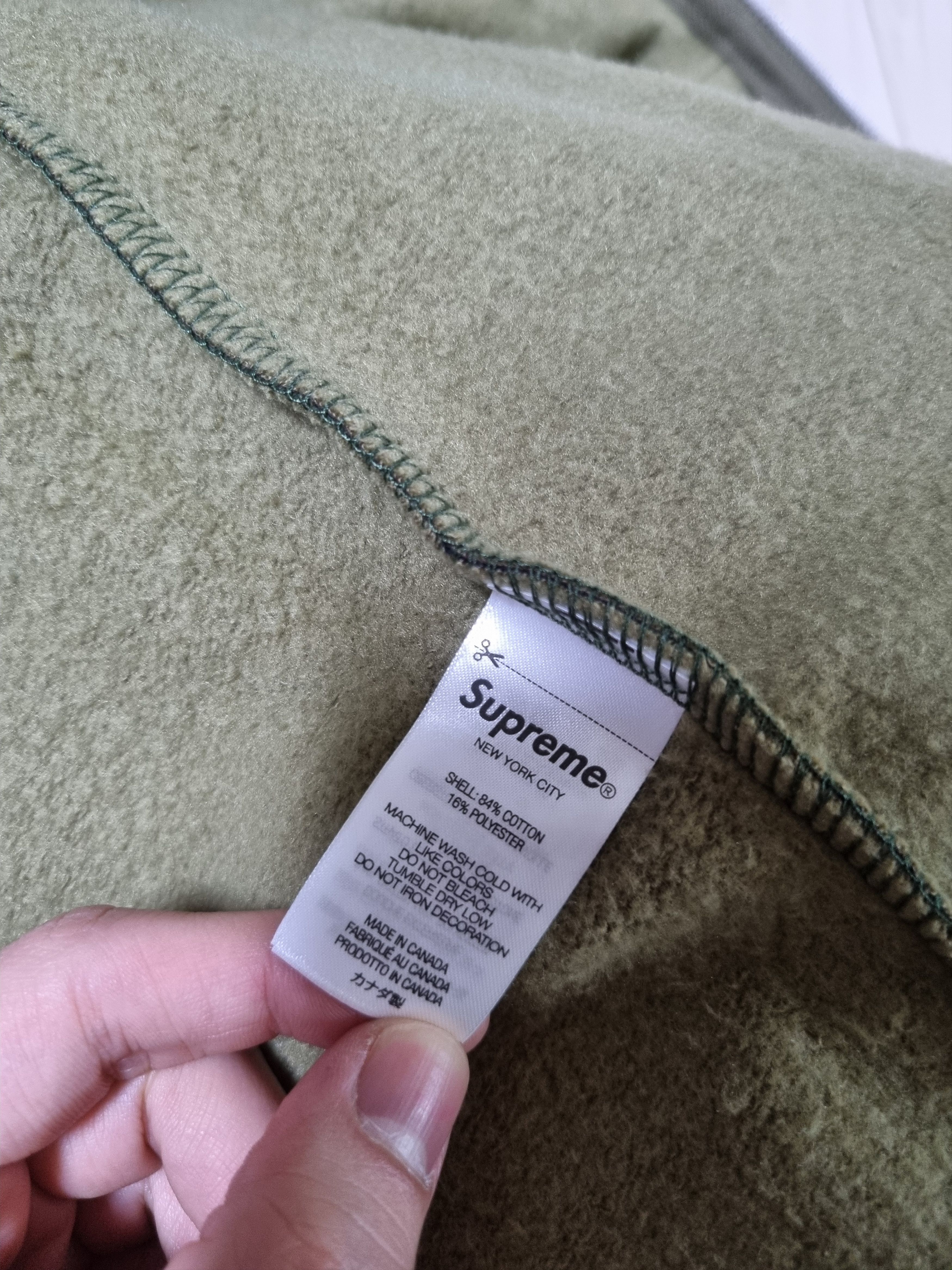Supreme Supreme Small Box Zip Up Hoodie Woodland Camo 24FW Size US XXL / EU 58 / 5 - 6 Thumbnail