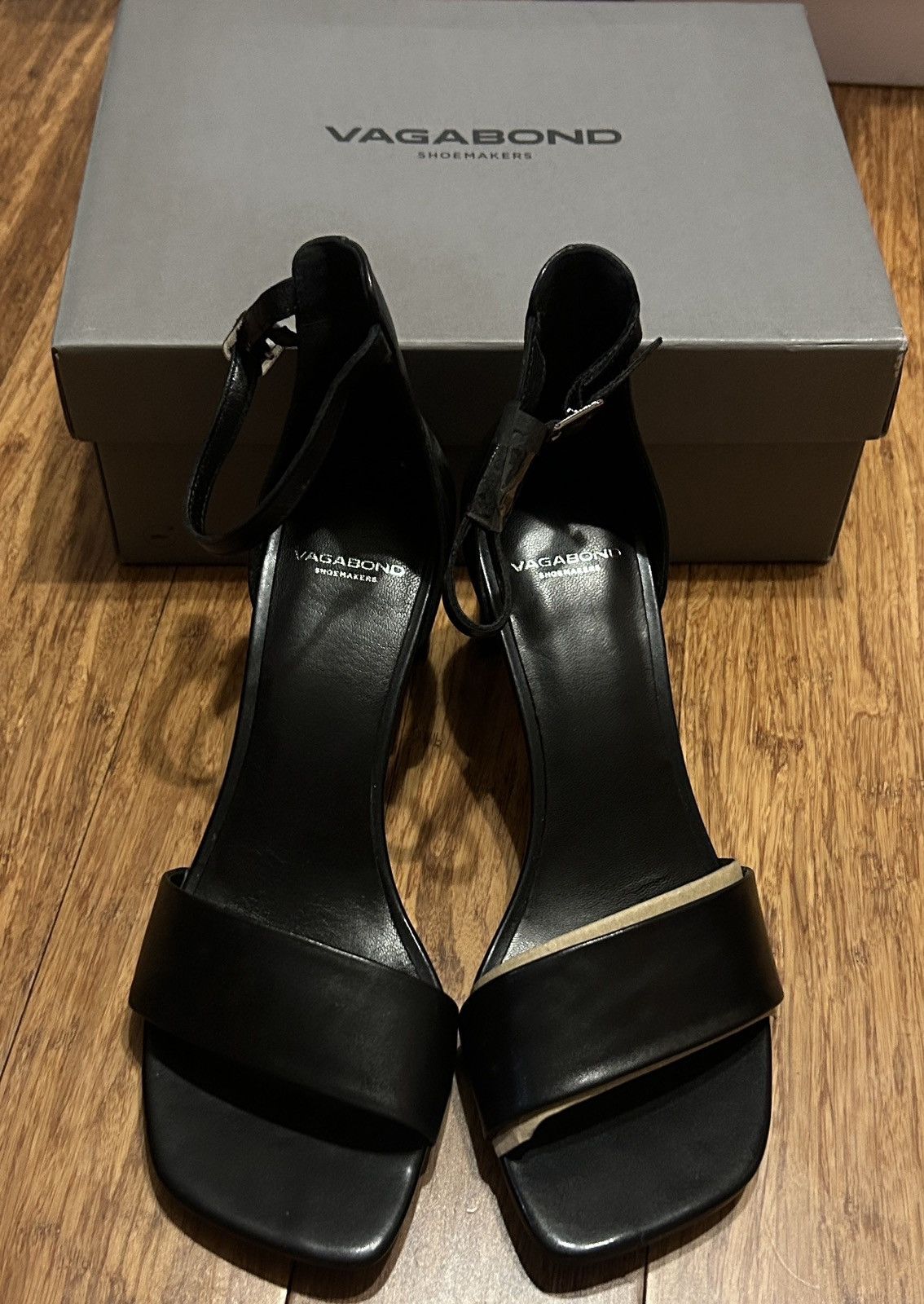 Vagabond Vagabond Shoemakers Luisa Heeled Sandal size 39 Black Size US 9 / IT 39 - 3 Thumbnail