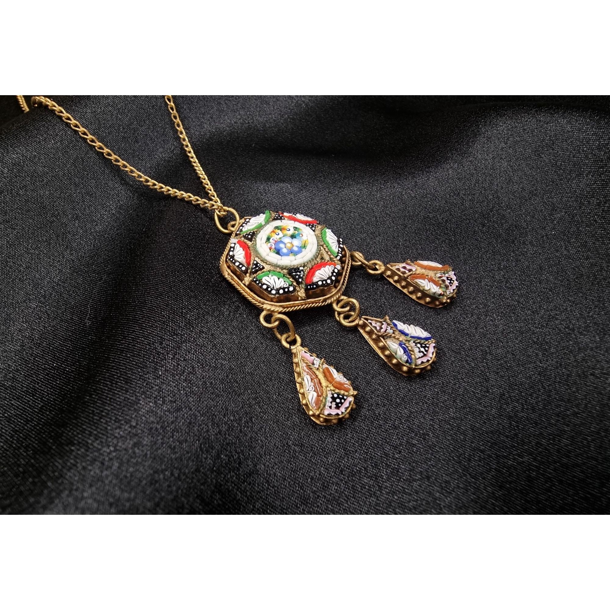 Vintage Vintage 1930s - 1940s Italian Micro Mosaic Pendant Necklace Size ONE SIZE - 3 Thumbnail