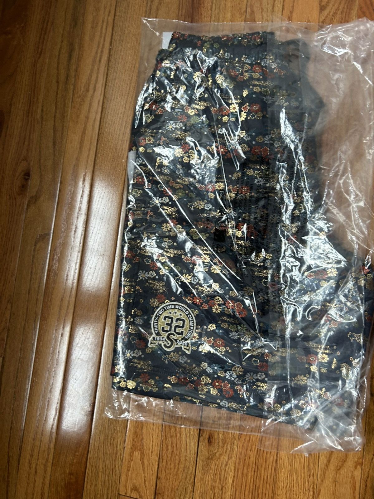 Supreme Floral Jacquard Shorts (SS26) – Navy – Medium