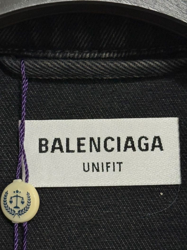 Balenciaga Balenciaga Solid Graffiti Single Breasted Lapel Long Sleev Size US XS / EU 42 / 0 - 5 Thumbnail