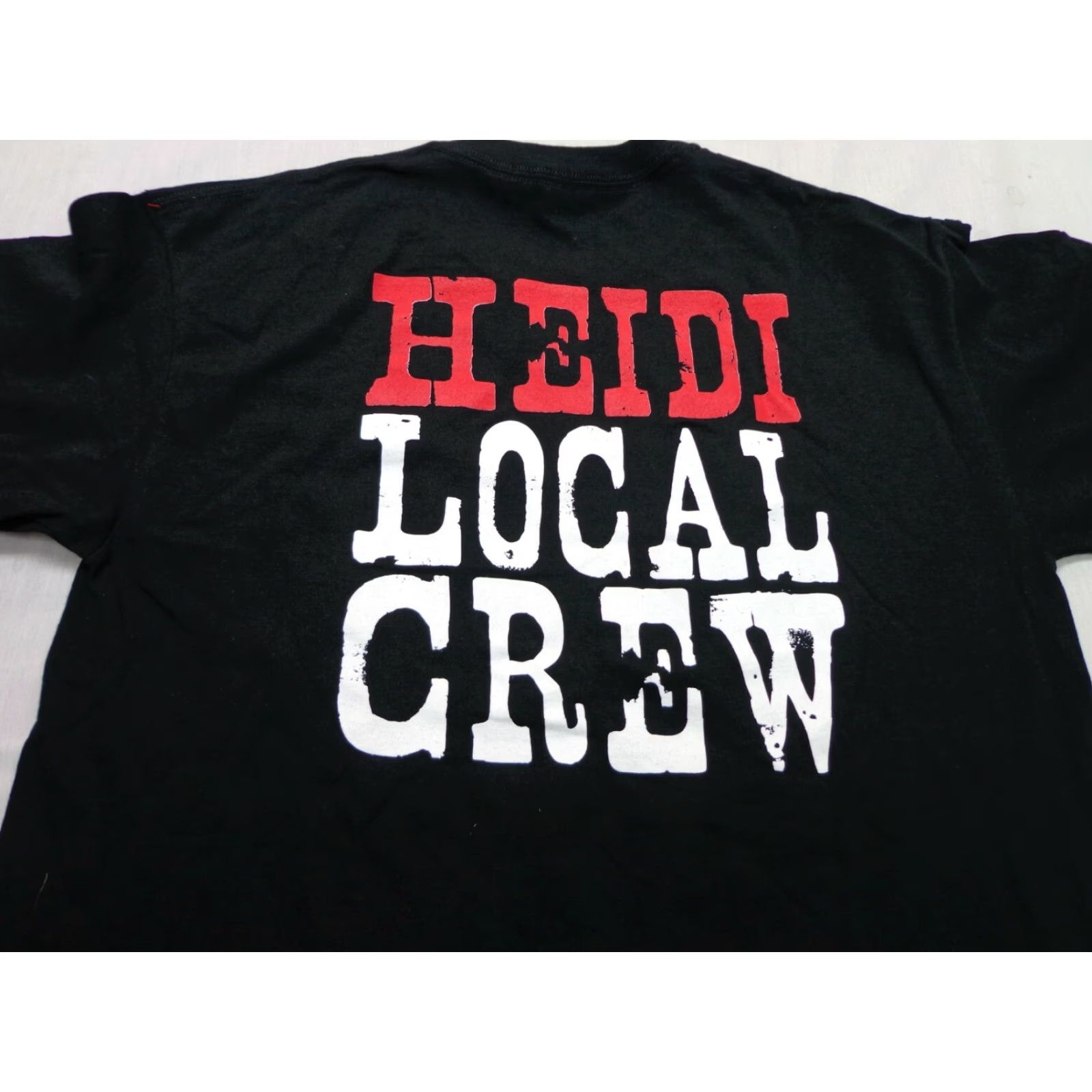 Gildan Heidi Newfield Trick Pony Local Crew Black Concert T-shirt Size Medium Mens Cotton Graphic Tee Short Sleeve M Black Gildan Regular Size US M / EU 48-50 / 2 - 2 Thumbnail