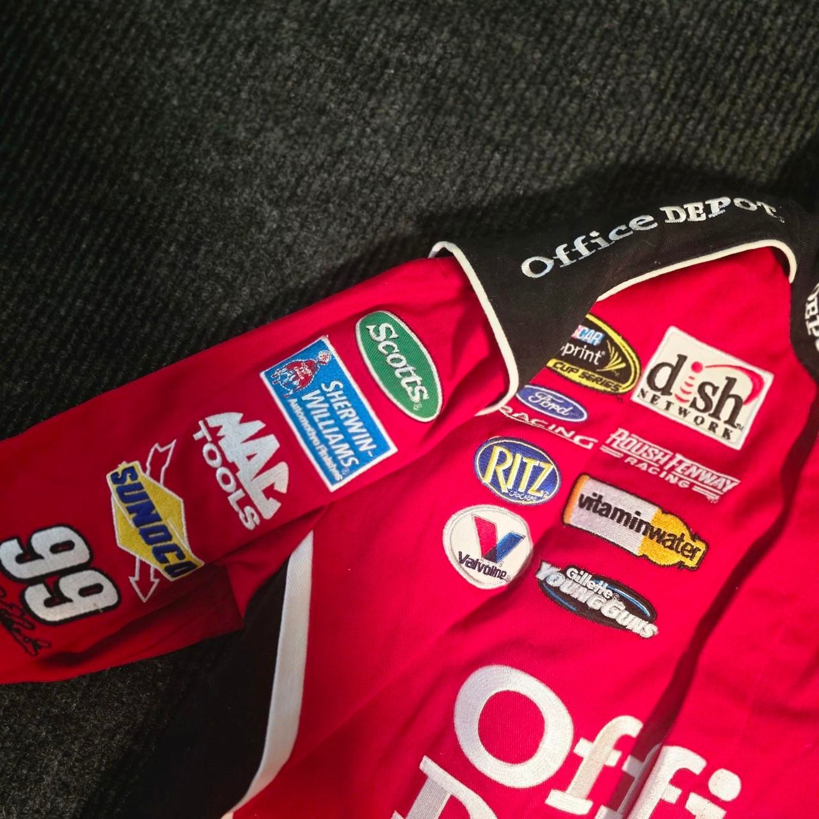 Chase Authentics 2005 NASCAR SPRINT CUP SERIES OFFICE DEPOT CARL EDWARDS Size US L / EU 52-54 / 3 - 2 Thumbnail