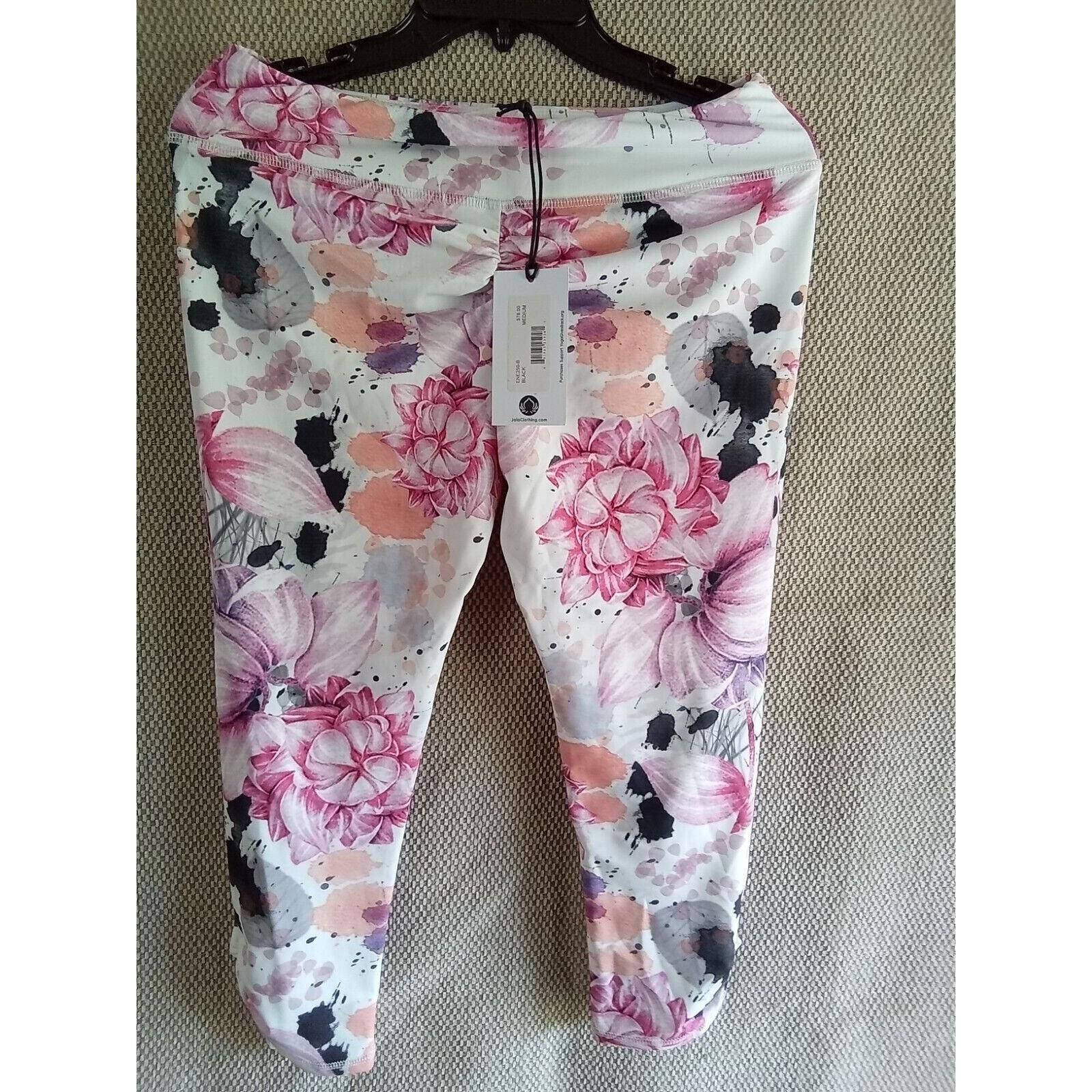 Designer Jala Medium Capris Floral Pattern, New With Tags. Size 32" / US 10 / IT 46 - 4 Thumbnail