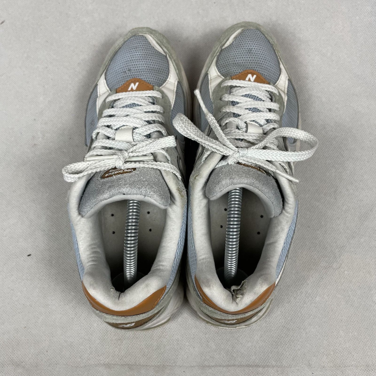 New Balance New Balance 2002R M2002RSD Mens Gray Sneaker Lace Up Shoes 9 Size US 9 / EU 42 - 2 Thumbnail