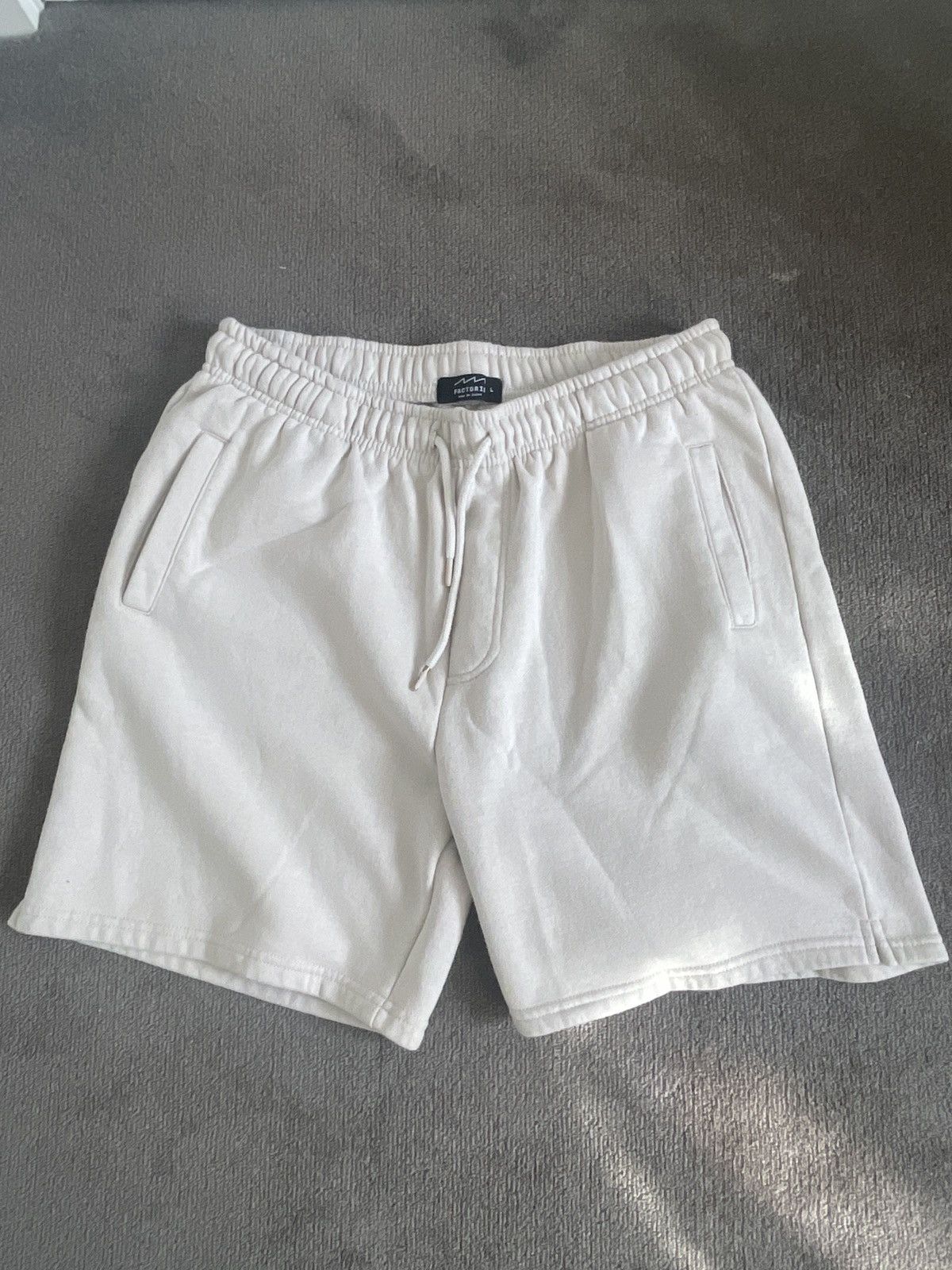 Industrie Industrie Beige/Creme Trackie Shorts Size US 34 / EU 50 - 1 Thumbnail