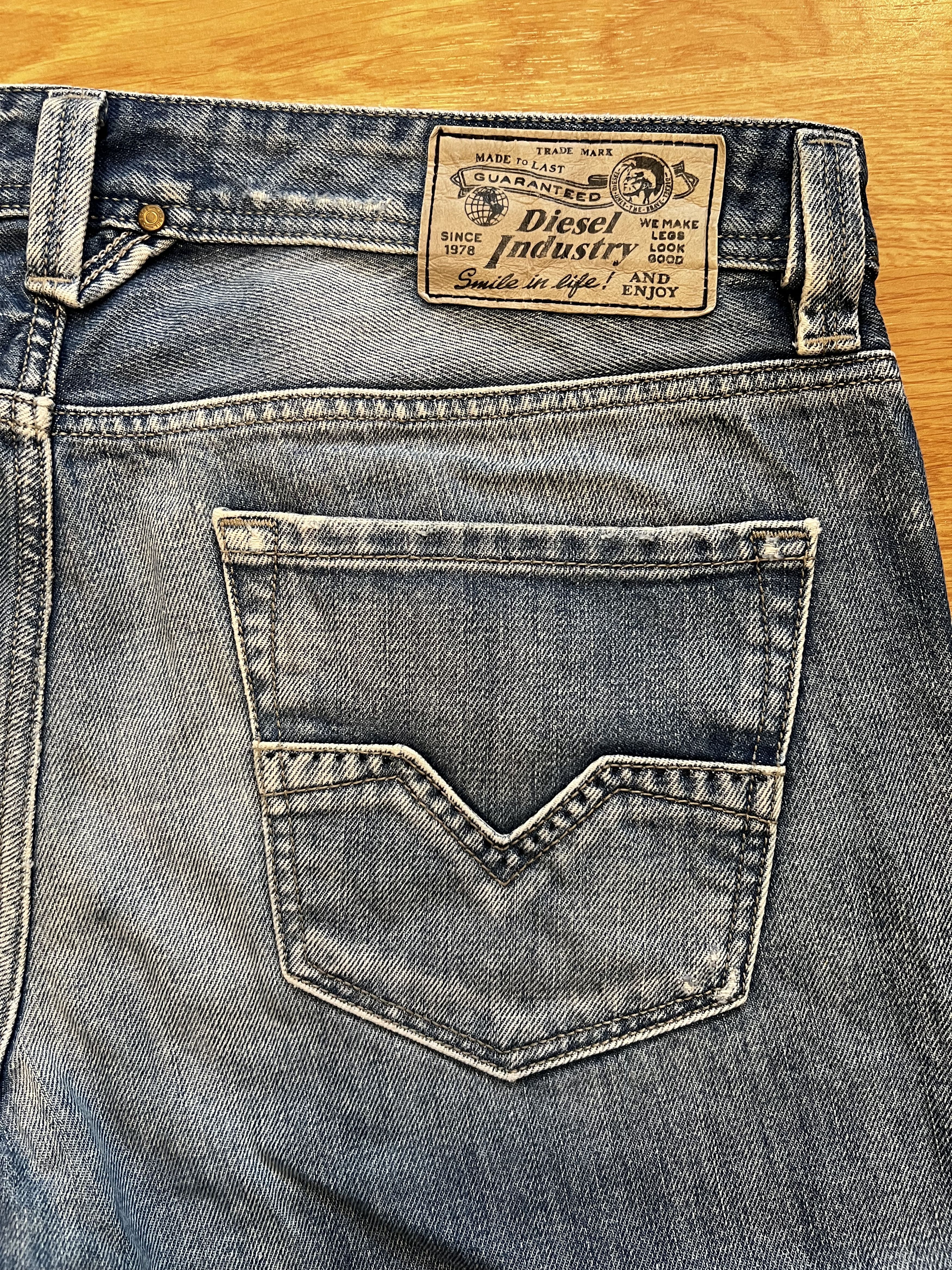 Diesel Diesel Industry Larkee Jeans Size 34 Size US 34 / EU 50 - 15 Thumbnail