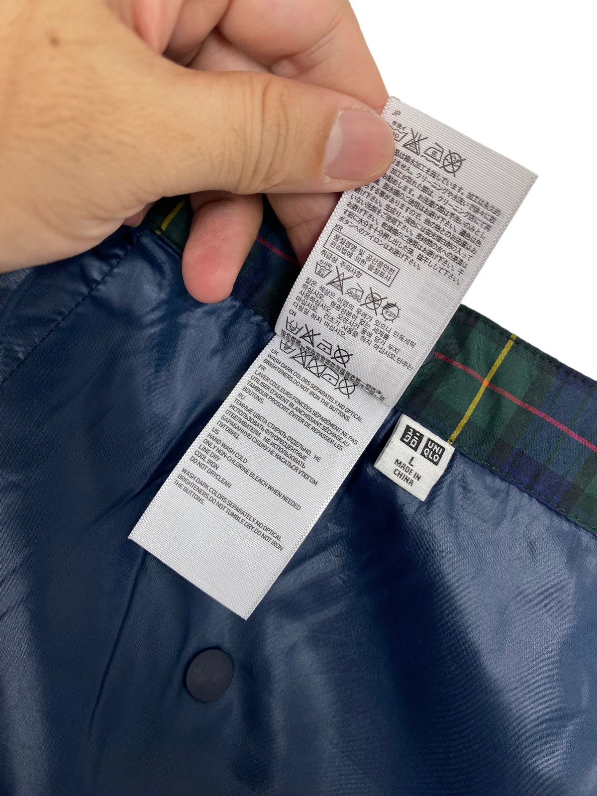 Uniqlo Rare‼️ Uniqlo Checked Tartan Mini Skirt Size 28" / US 6 / IT 42 - 7 Thumbnail