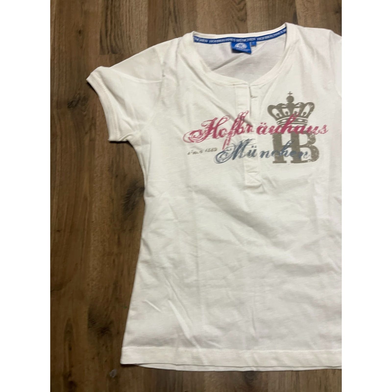 Vintage Hofbrauhaus Munchen Shirt Womens Large White V-Neck Short Sleeve T-Shirt Casual Basic NY Size L / US 10 / IT 46 - 3 Thumbnail