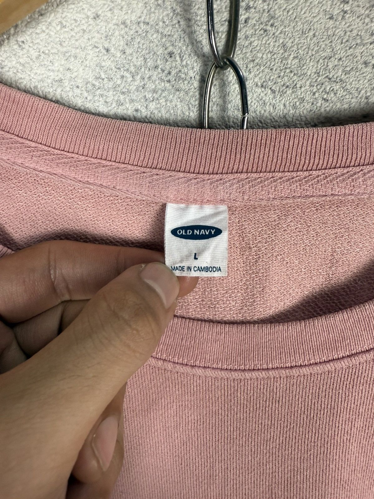 Old Navy Old Navy Pink White Gradient Sweatshirt Crewneck Size US L / EU 52-54 / 3 - 4 Thumbnail