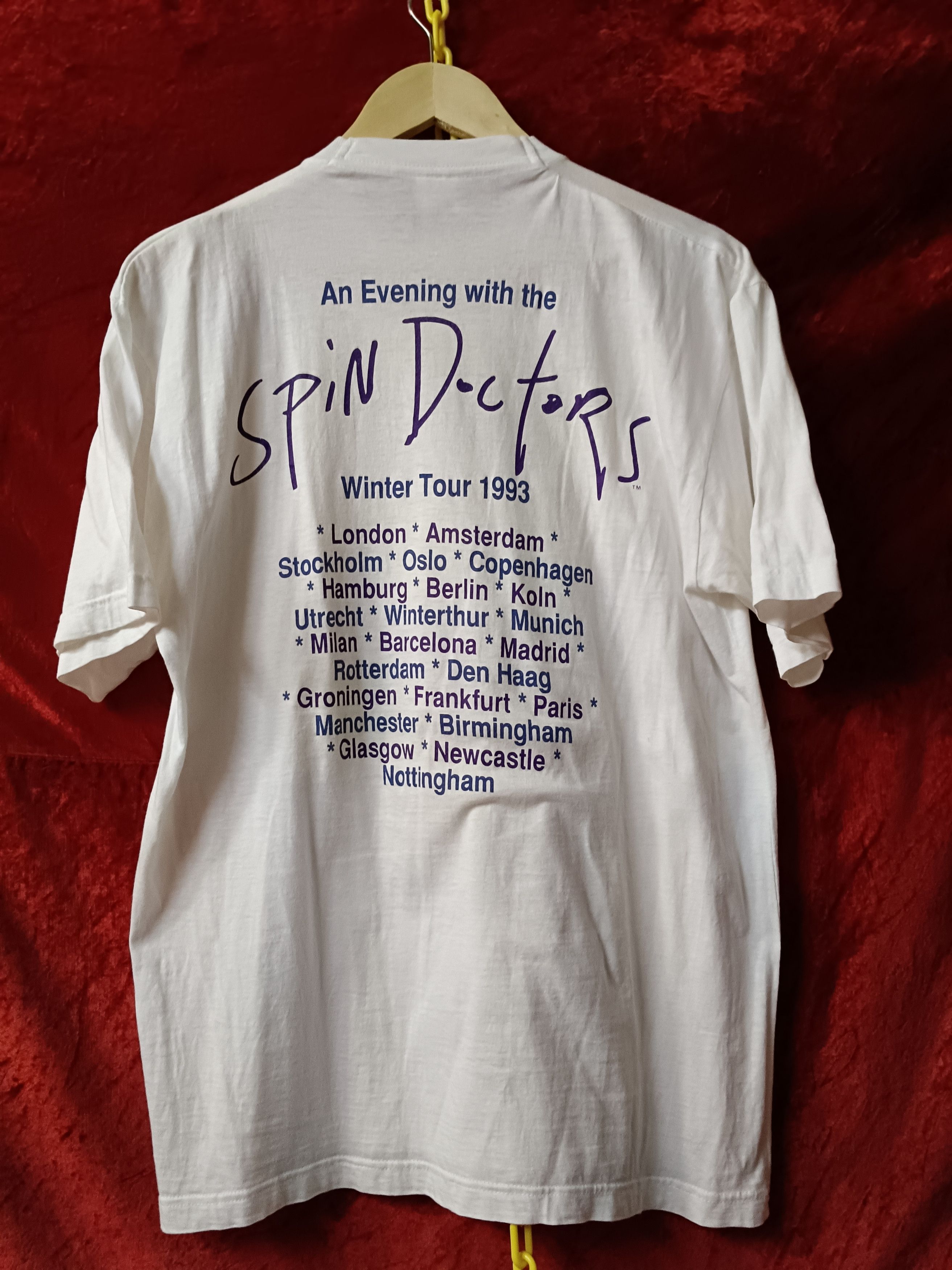 Band Tees 90s Spin Doctors Winter Tour Tee Size US XL / EU 56 / 4 - 4 Thumbnail