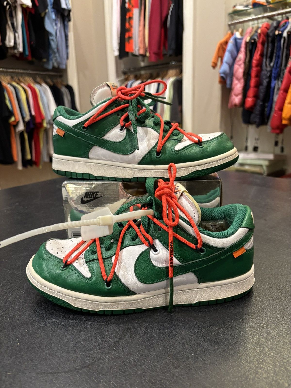 Nike Off-White X Nike Dunk Low ‘Pine Green’ Size US 6 / EU 39 - 1 Thumbnail