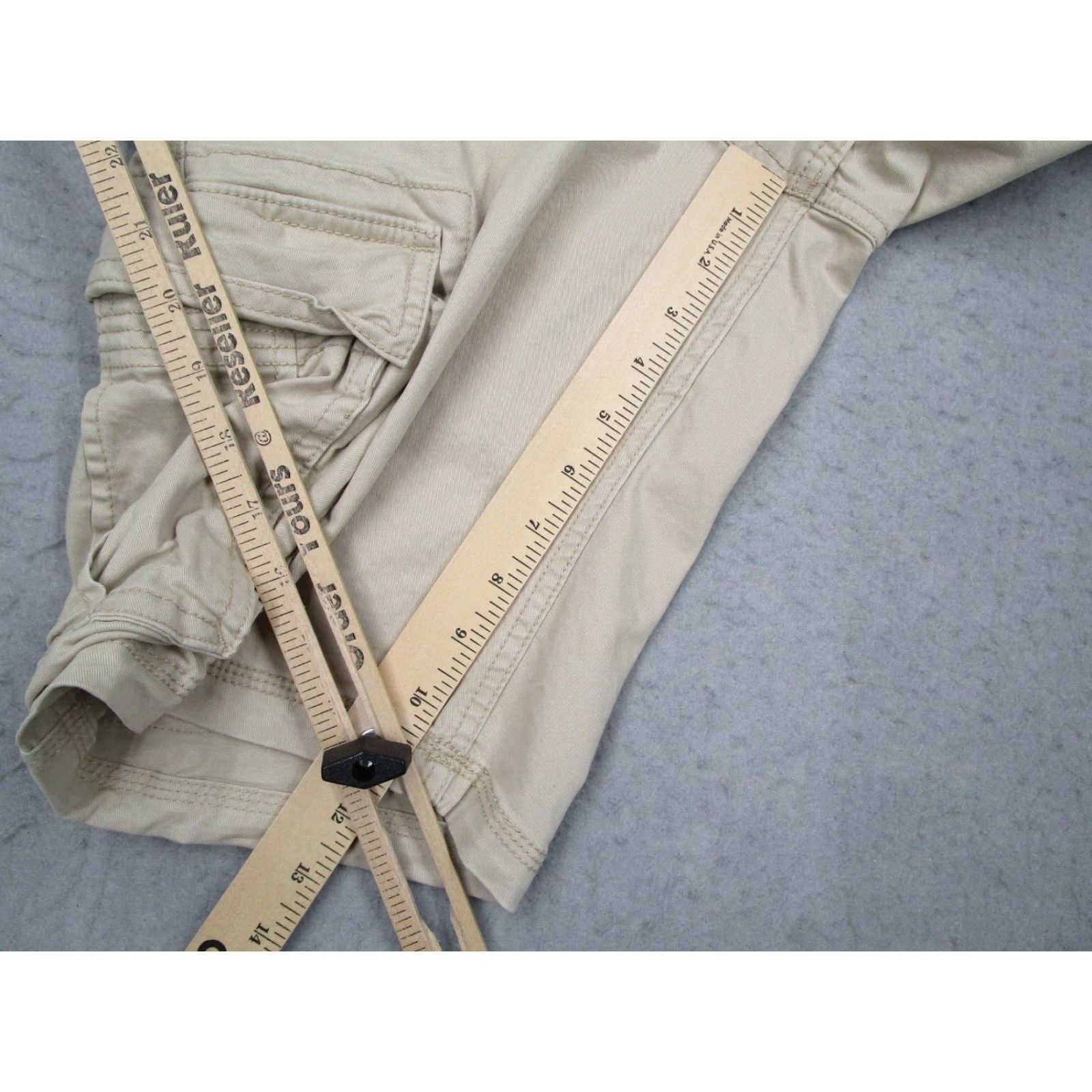 Gap Vintage Gap Men’s Cargo Shorts 28 Regular Beige Cotton Blend 12" Inseam Casual Workwear Size US 28 / EU 44 - 5 Thumbnail