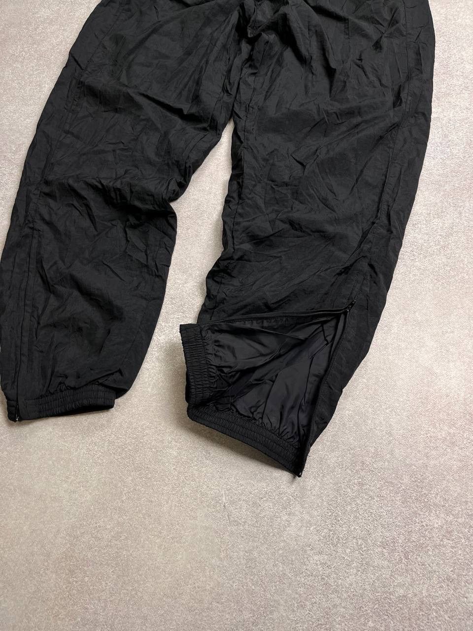 Nike × Vintage Vintage Nike Swoosh Baggy Nylon Trackpants Y2K 34 Size US 34 / EU 50 - 4 Thumbnail