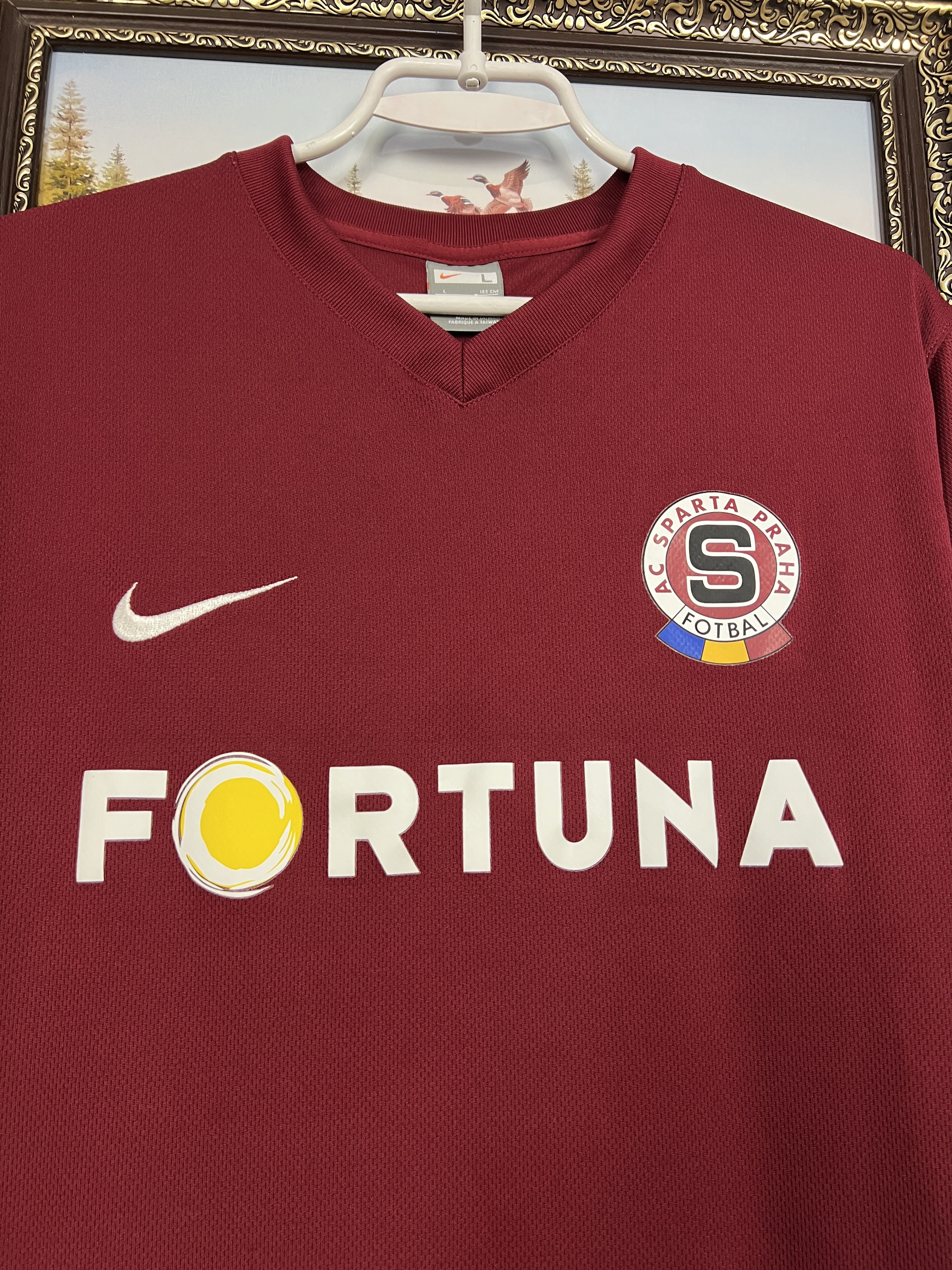Nike Sparta Praha Home football shirt 2009 Soccer Nike Size US L / EU 52-54 / 3 - 3 Thumbnail
