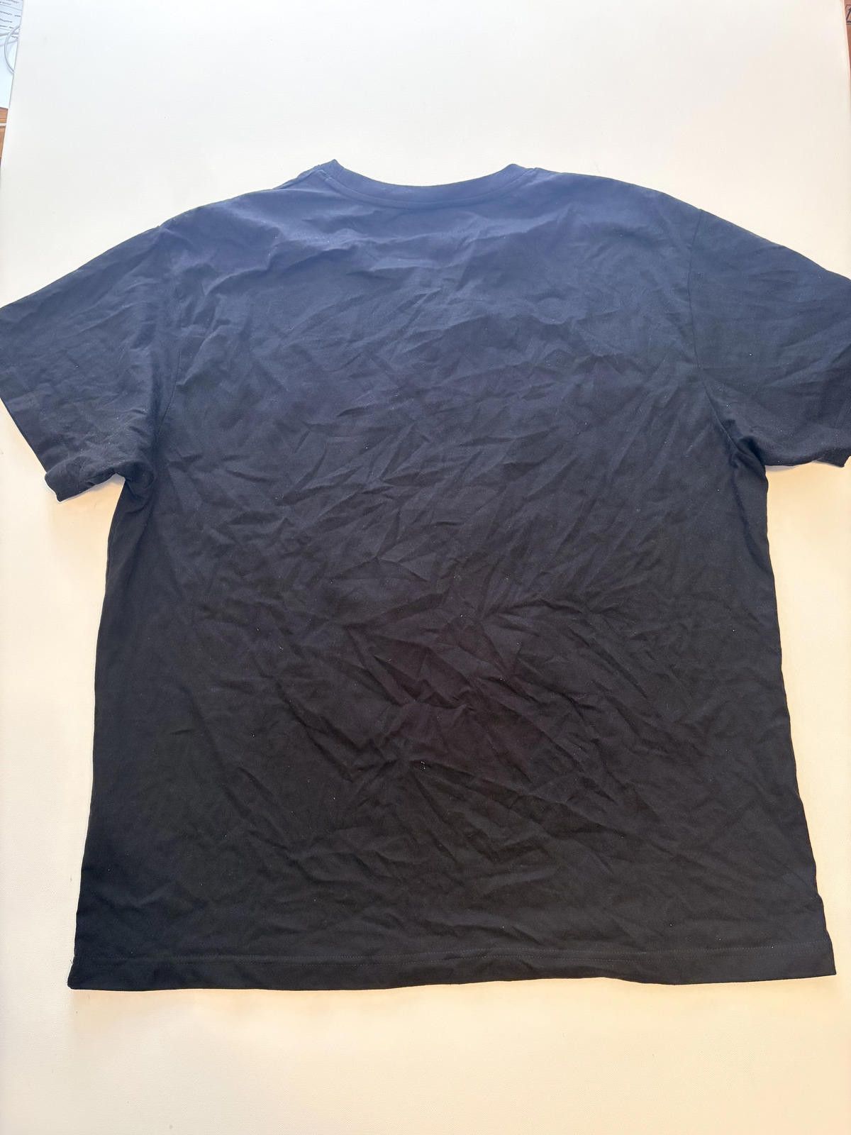 AKOO AKOO RollEm Black Graphic T-Shirt (Size 4XL) Size US XXL / EU 58 / 5 - 3 Thumbnail