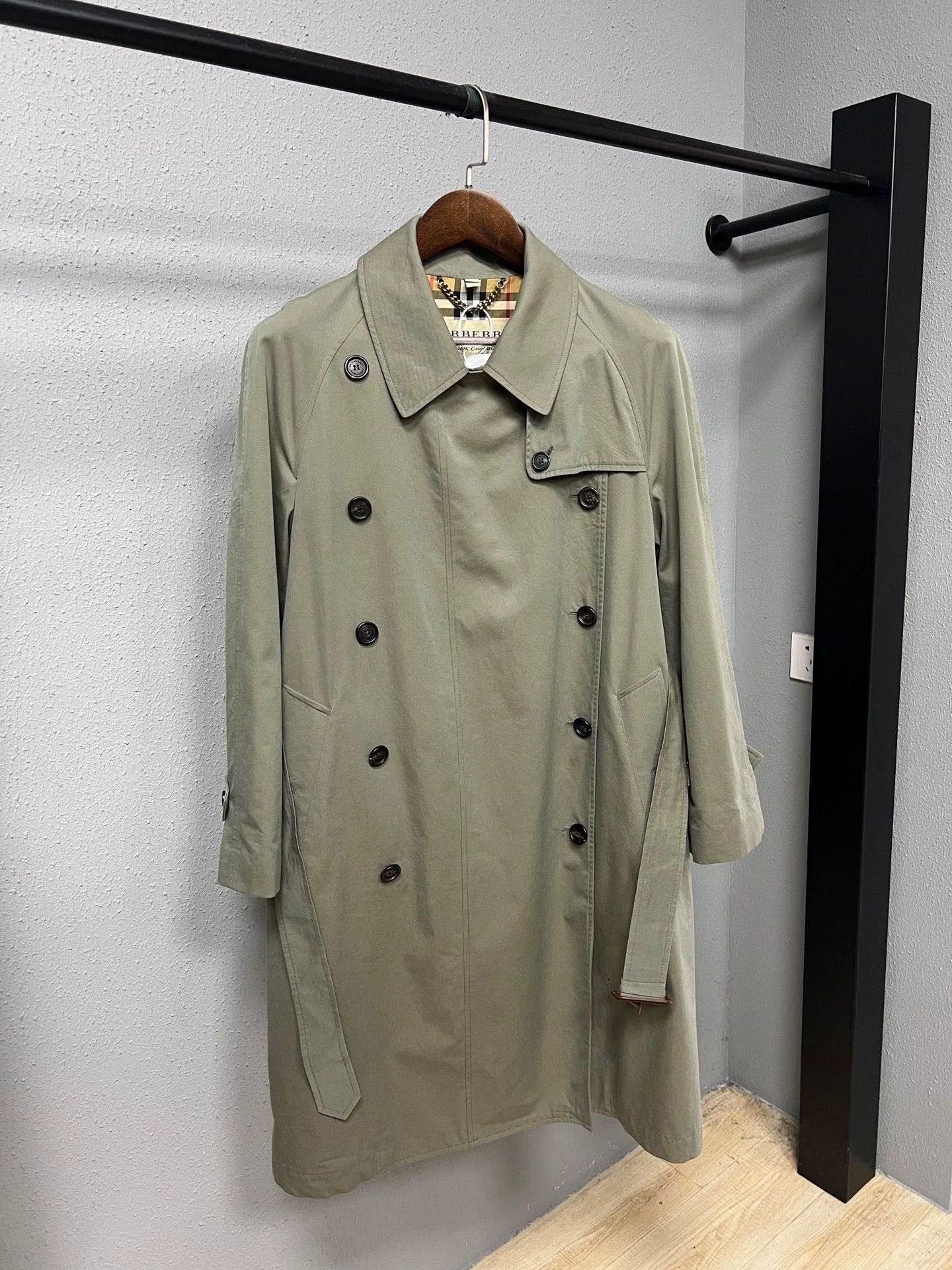 Burberry Burberry Inner Check Trench Coat Size M / US 6-8 / IT 42-44 - 1 Thumbnail
