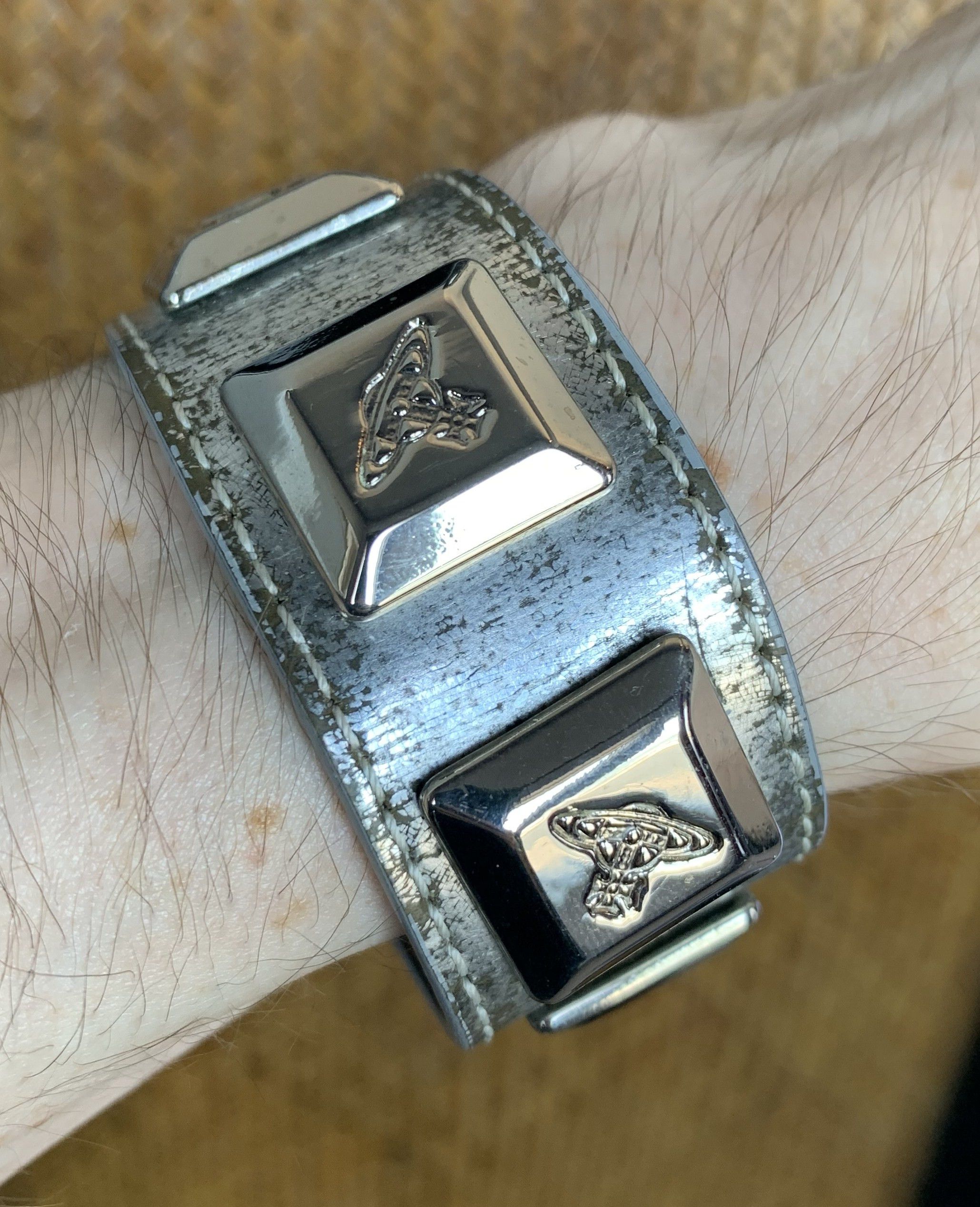 Vivienne Westwood ANGLOMANIA サスペンダー新品未使用 2025年最新】Vivienne Westwood サスペンダーの人気アイテム