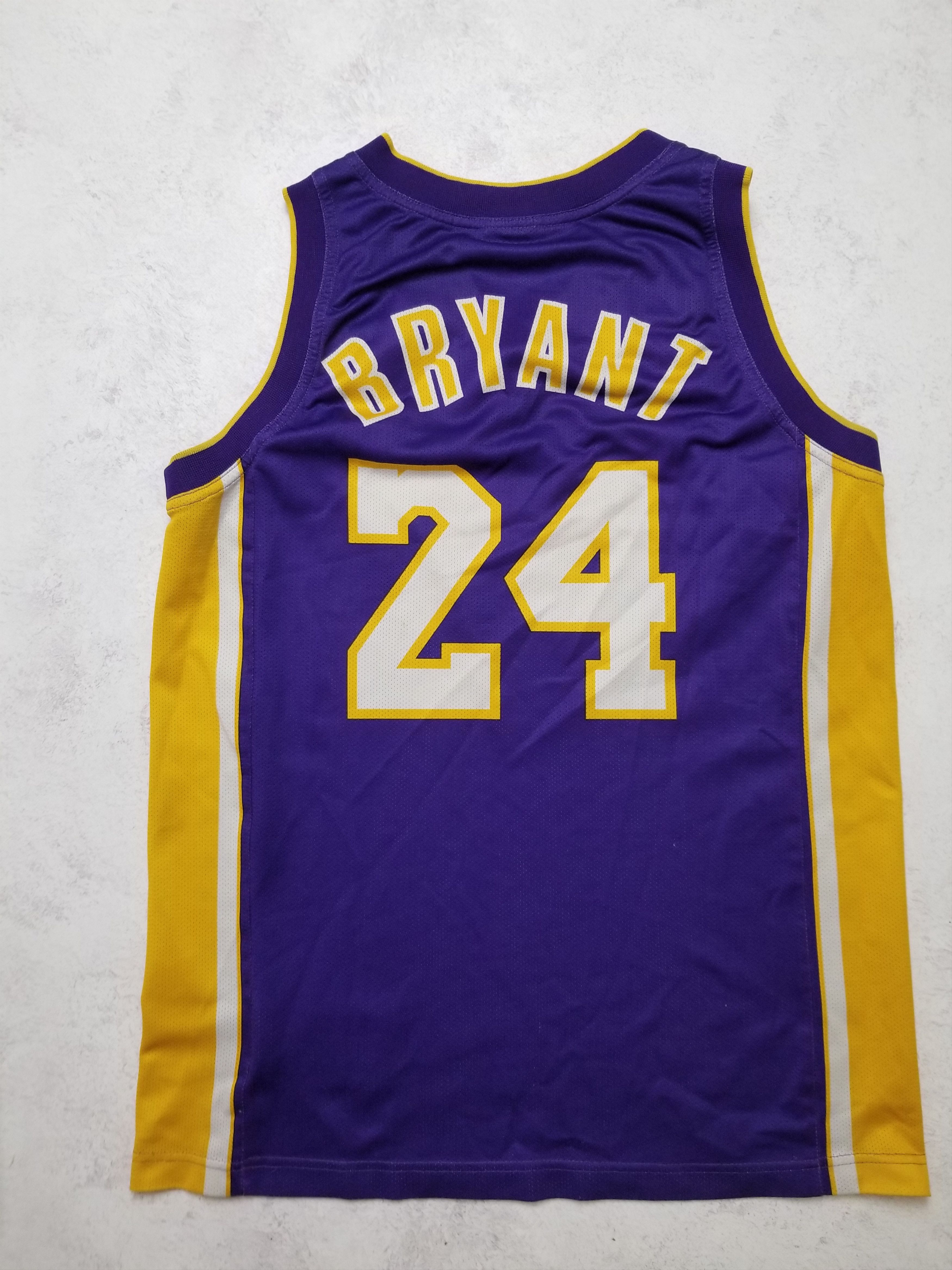 Champion Vintage Champion LA Lakers #24 Kobe Bryant NBA Jersey Size US M / EU 48-50 / 2 - 2 Thumbnail