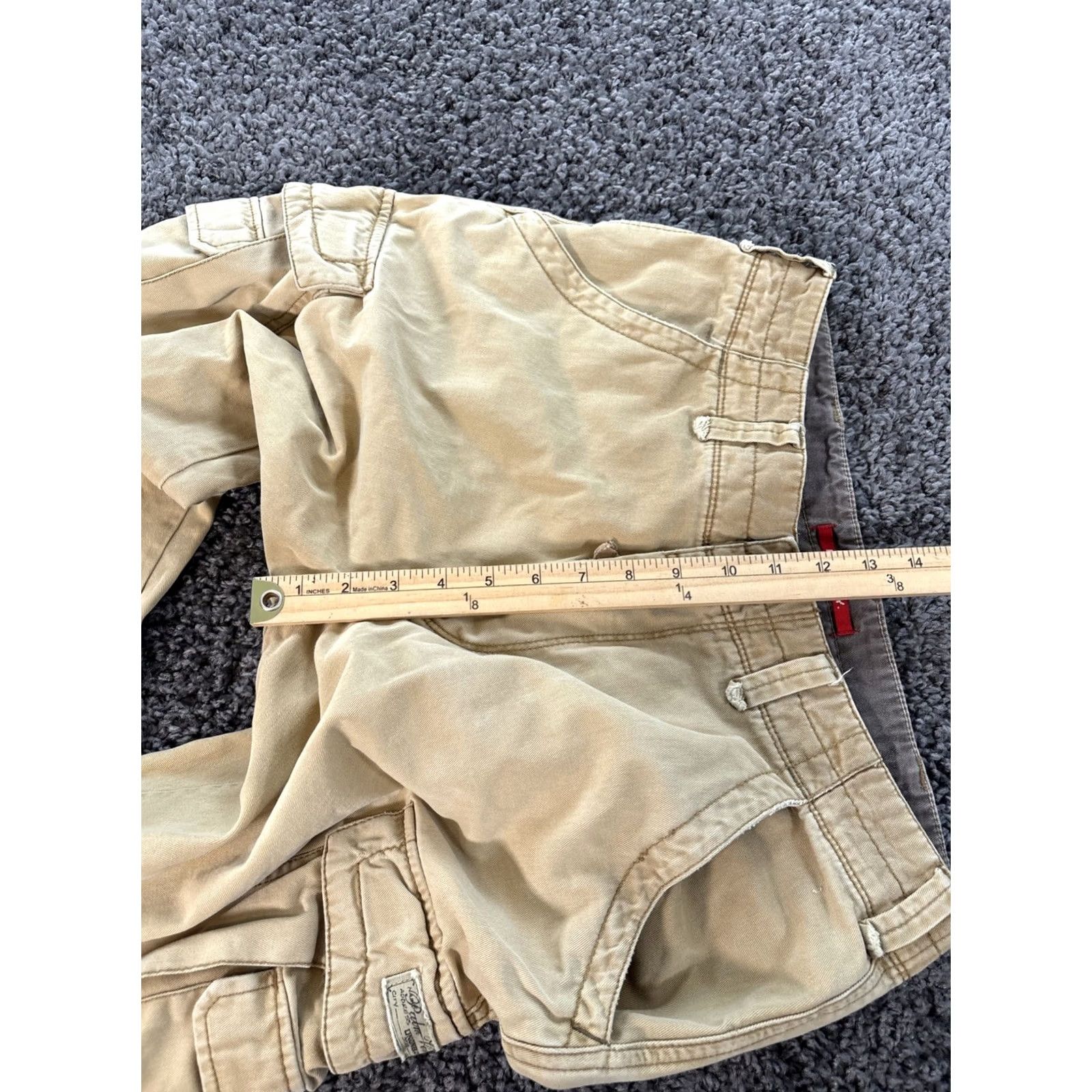 Vintage VINTAGE Union Bay Cargo Pants Men 30x27 Tan Khaki Baggy Fit Straight Leg 5-Pocket Denim Cotton Modern American 90s Size US 30 / EU 46 - 5 Thumbnail