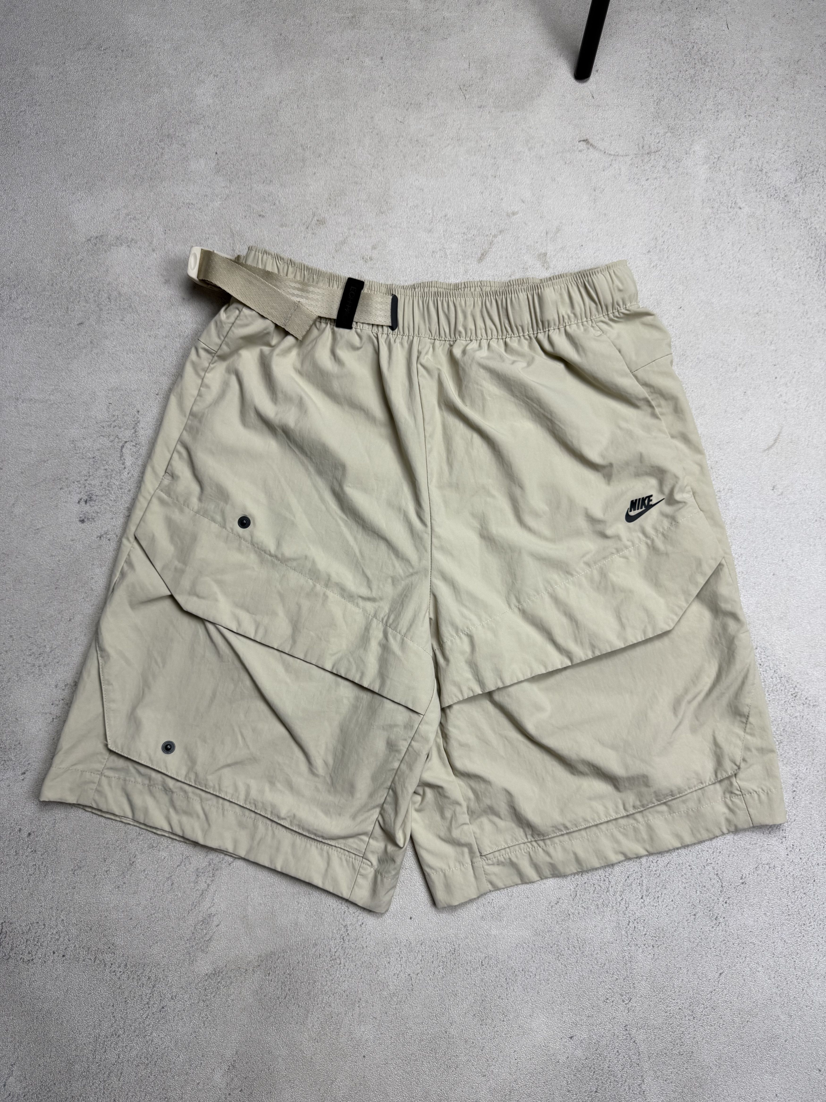 Nike Nike Tech Pack Shorts Multipocket Size US 32 / EU 48 - 7 Thumbnail