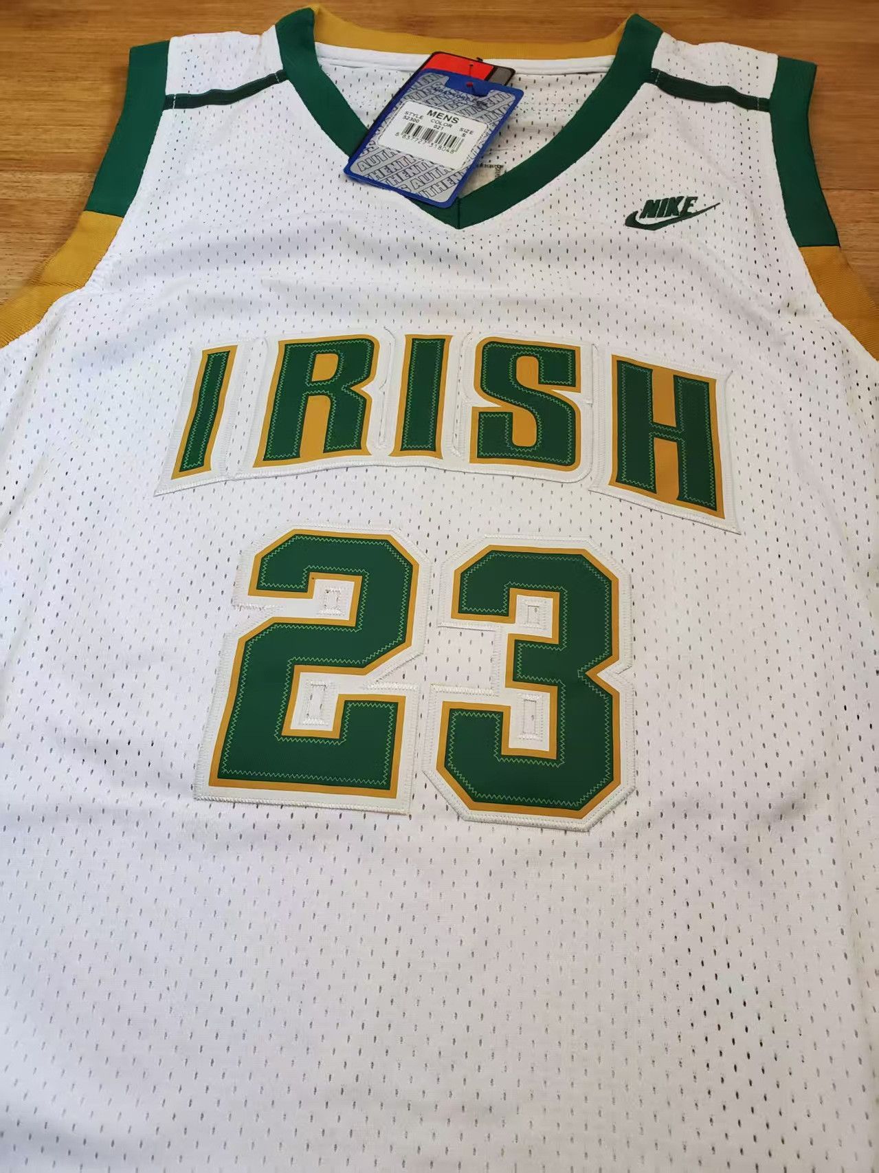 NBA IRISH 23 LeBron James Jersey Size US M / EU 48-50 / 2 - 3 Thumbnail