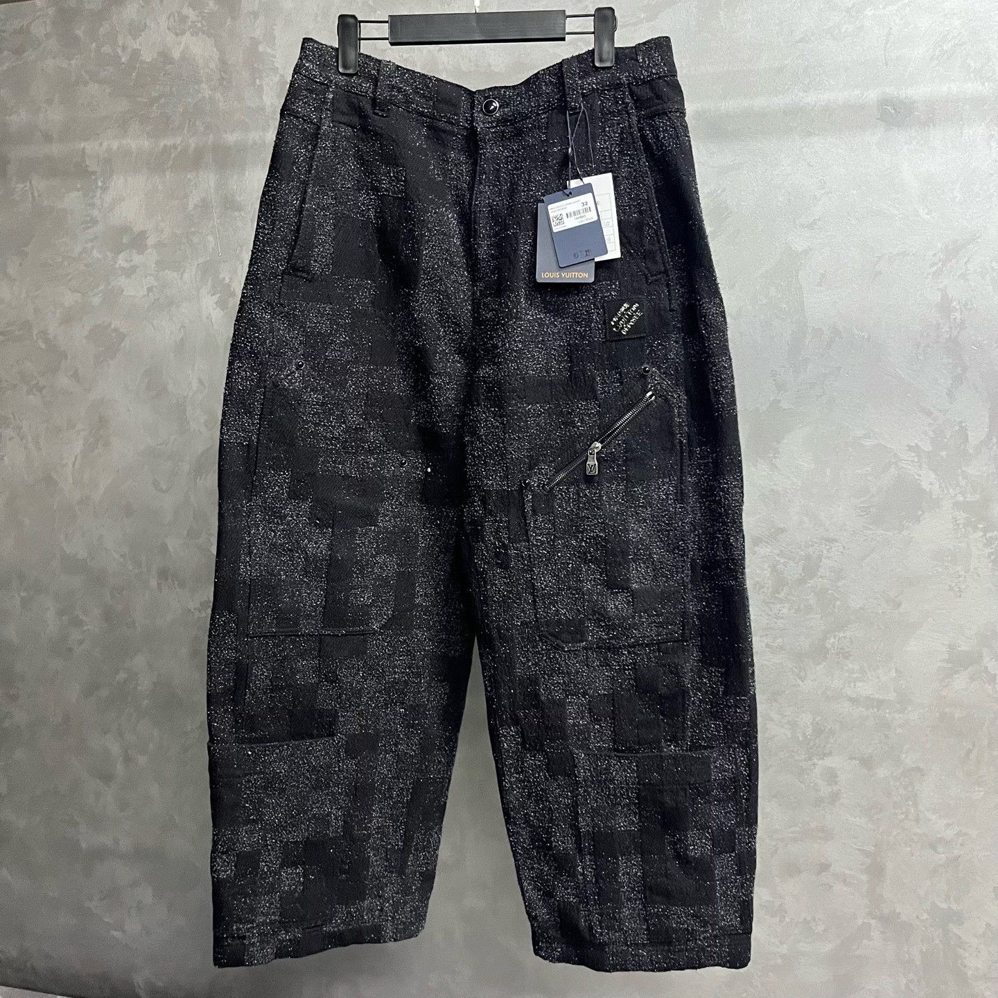 Louis Vuitton Louis Vuitton Denim Black Denim Jeans 28 Men Size US 28 / EU 44 - 1 Thumbnail