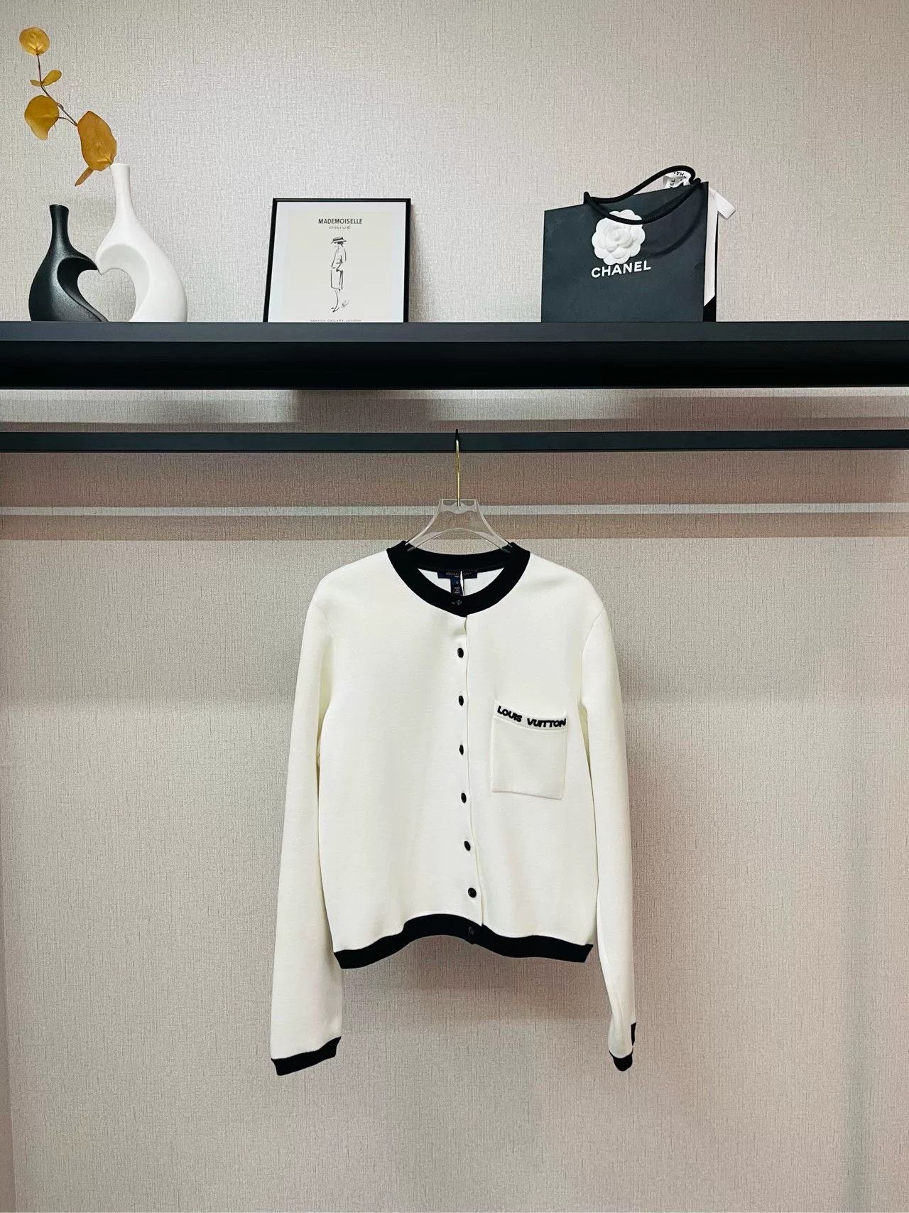 Louis Vuitton LV 24 Black White Knit Jacket Size US S / EU 44-46 / 1 - 1 Thumbnail