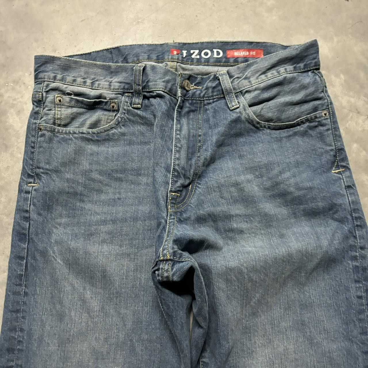Japanese Brand × Vintage Crazy Vintage Y2K/2000s Grunge Medium Wash Essential Denim Jeans! Size US 33 - 5 Thumbnail