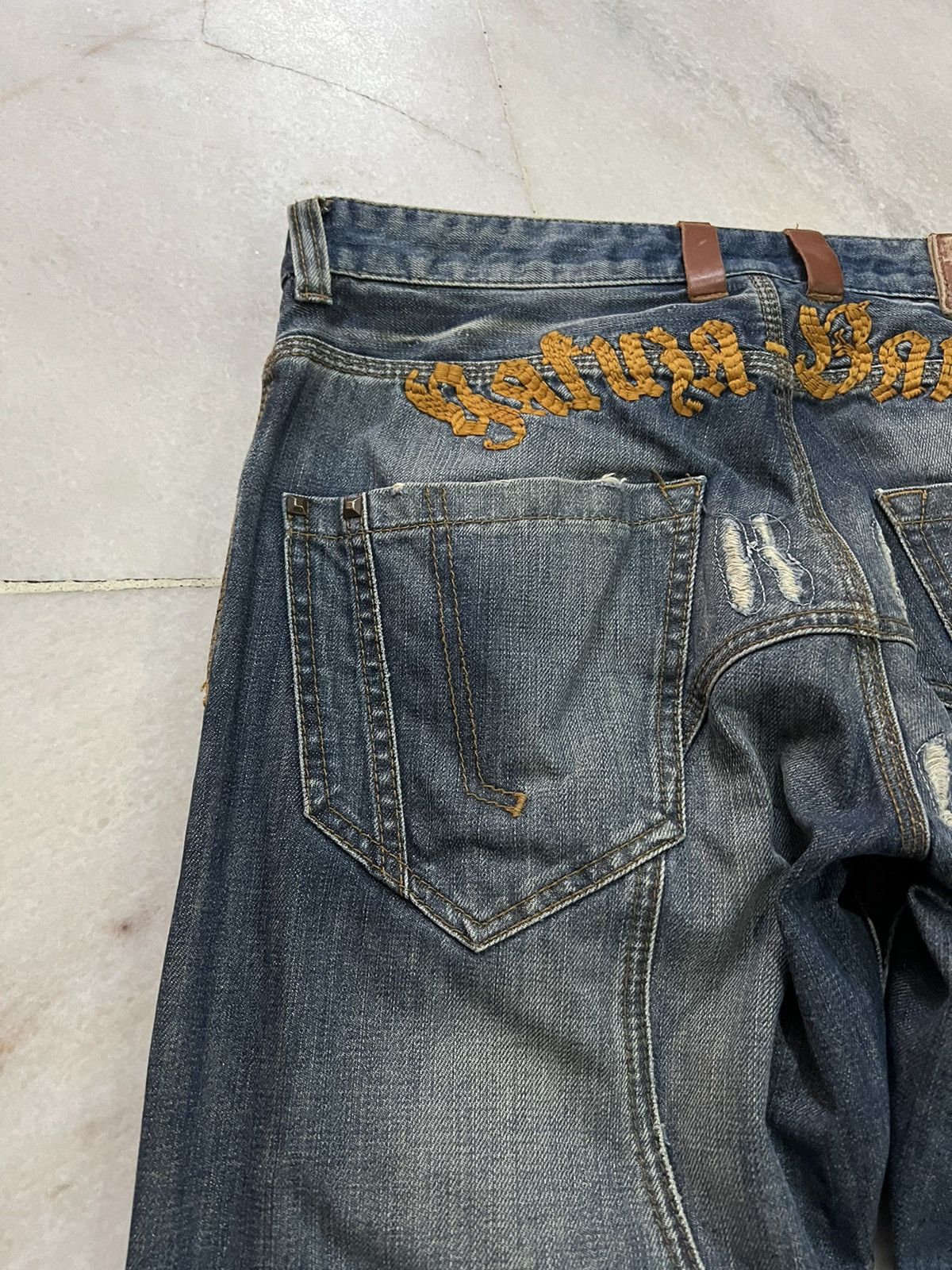 If Six Was Nine × Japanese Brand JAPANESE BRAND YAKUZA GANGSTER DISTRESSED JEANS VERY RARE Size US 32 / EU 48 - 9 Thumbnail