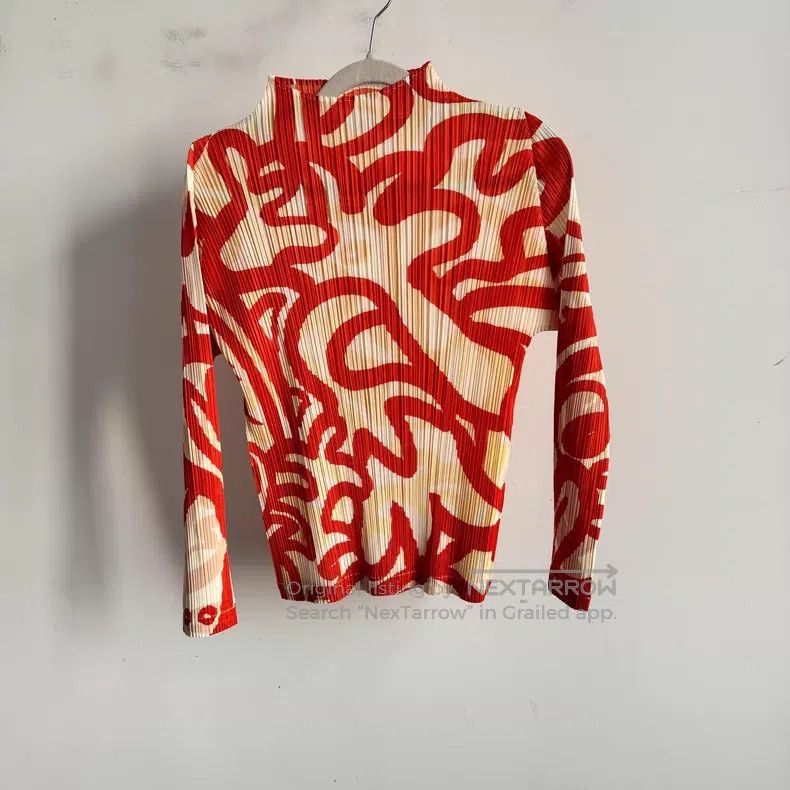 Issey Miyake Issey Miyake Red Long Sleeve Size L / US 10 / IT 46 - 1 Thumbnail