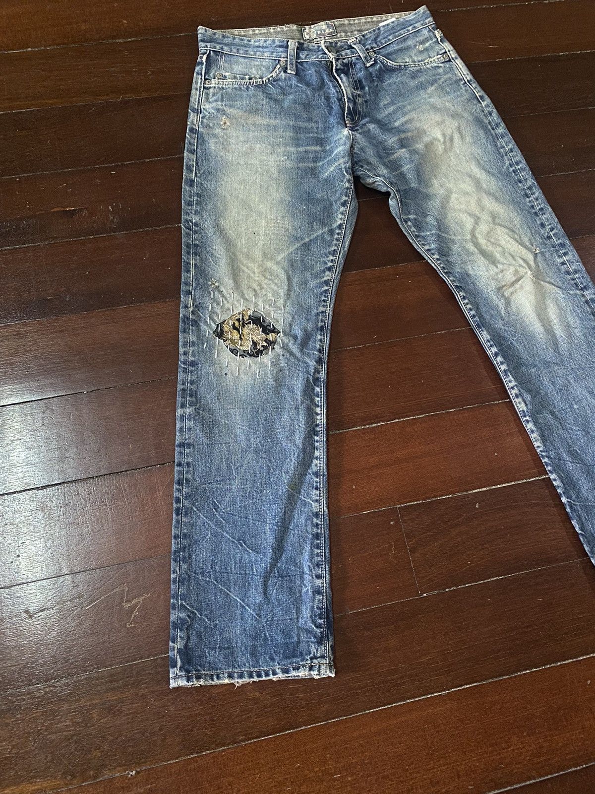 Blue Blue Japan FIRE 🔥 BLUE BLUE JAPAN SASHIKO BORO STITCH DISTRESSED Size US 32 / EU 48 - 3 Thumbnail
