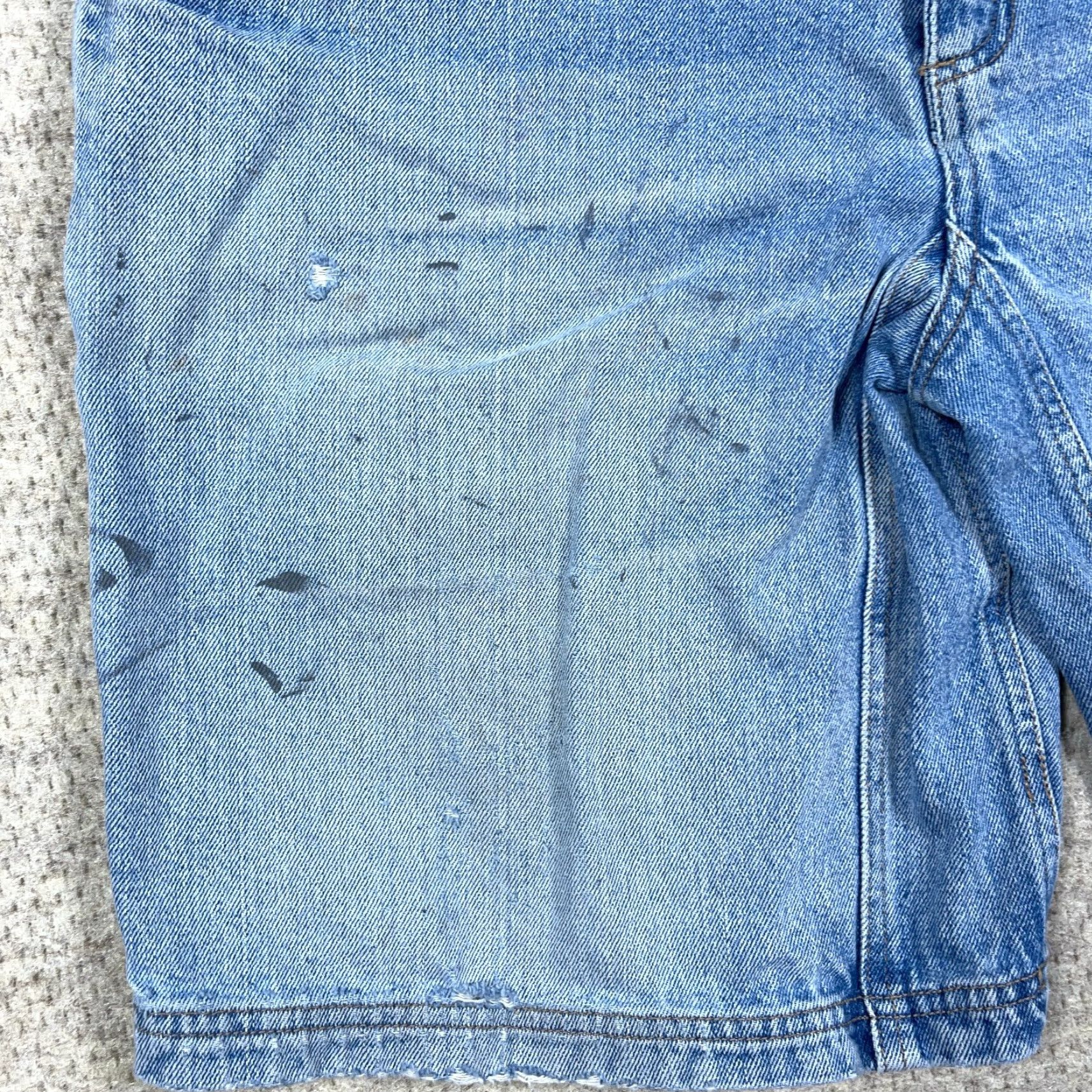 Thrasher VINTAGE C.E. Schmidt Bermuda Shorts Men 36 Denim Distressed Grunge 90s Pockets Logo Zipper 5-Pocket Casual Workwear Baggy Blue Mens Size US 36 / EU 52 - 6 Thumbnail