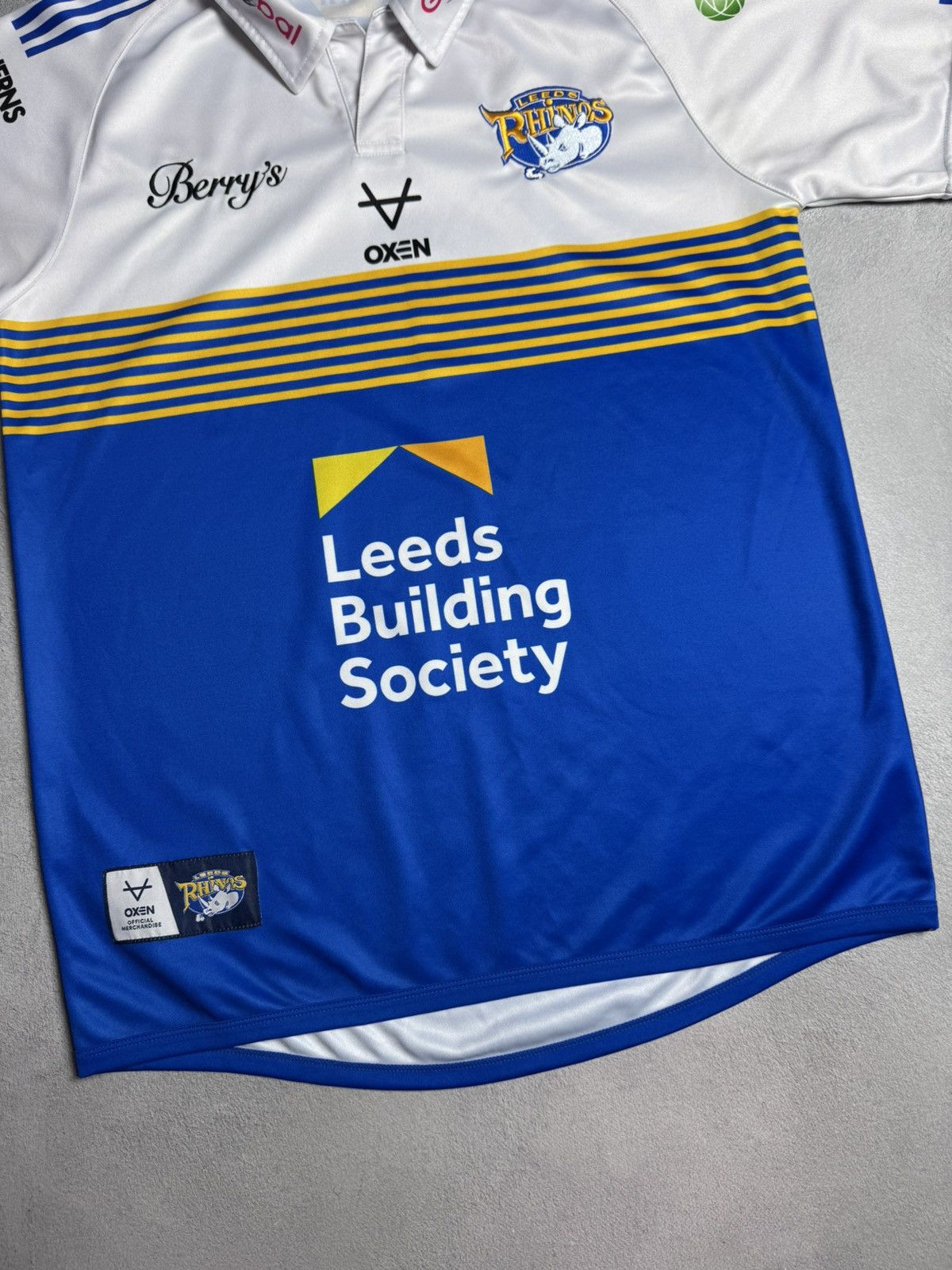 Vintage Leeds Rhinos 2021 Home Rugby Shirt Jersey Oxen Size US L / EU 52-54 / 3 - 4 Thumbnail