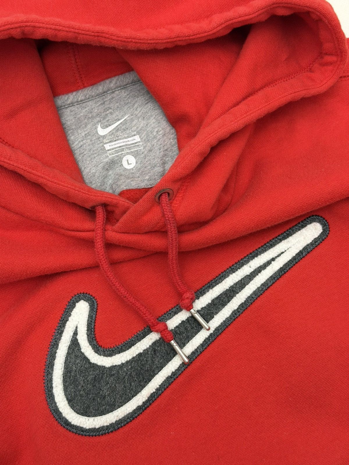 Nike Nike Check Swoosh Embroidered Logo Red Hoodie Size Large Size US L / EU 52-54 / 3 - 5 Thumbnail