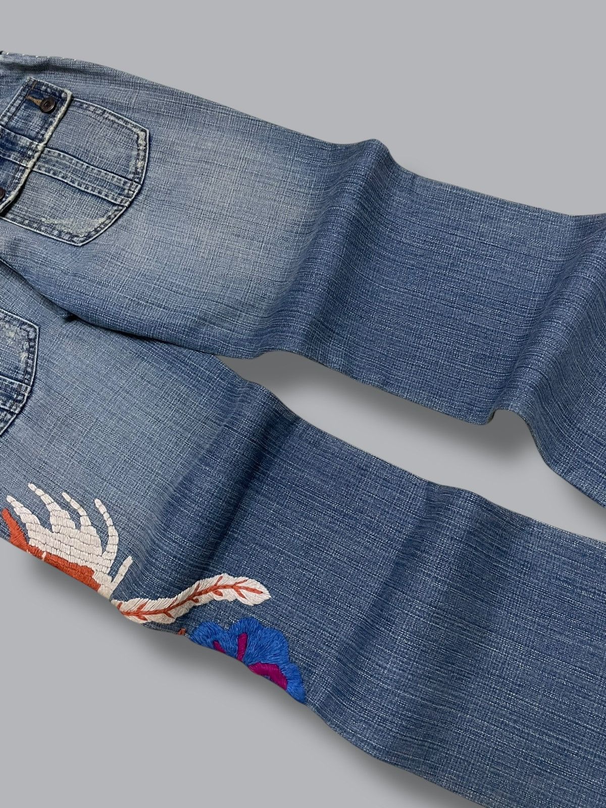 Japanese Brand Vintage 1990s Designer Swtich Usa Embroidered Art Denim Size US 29 - 12 Thumbnail