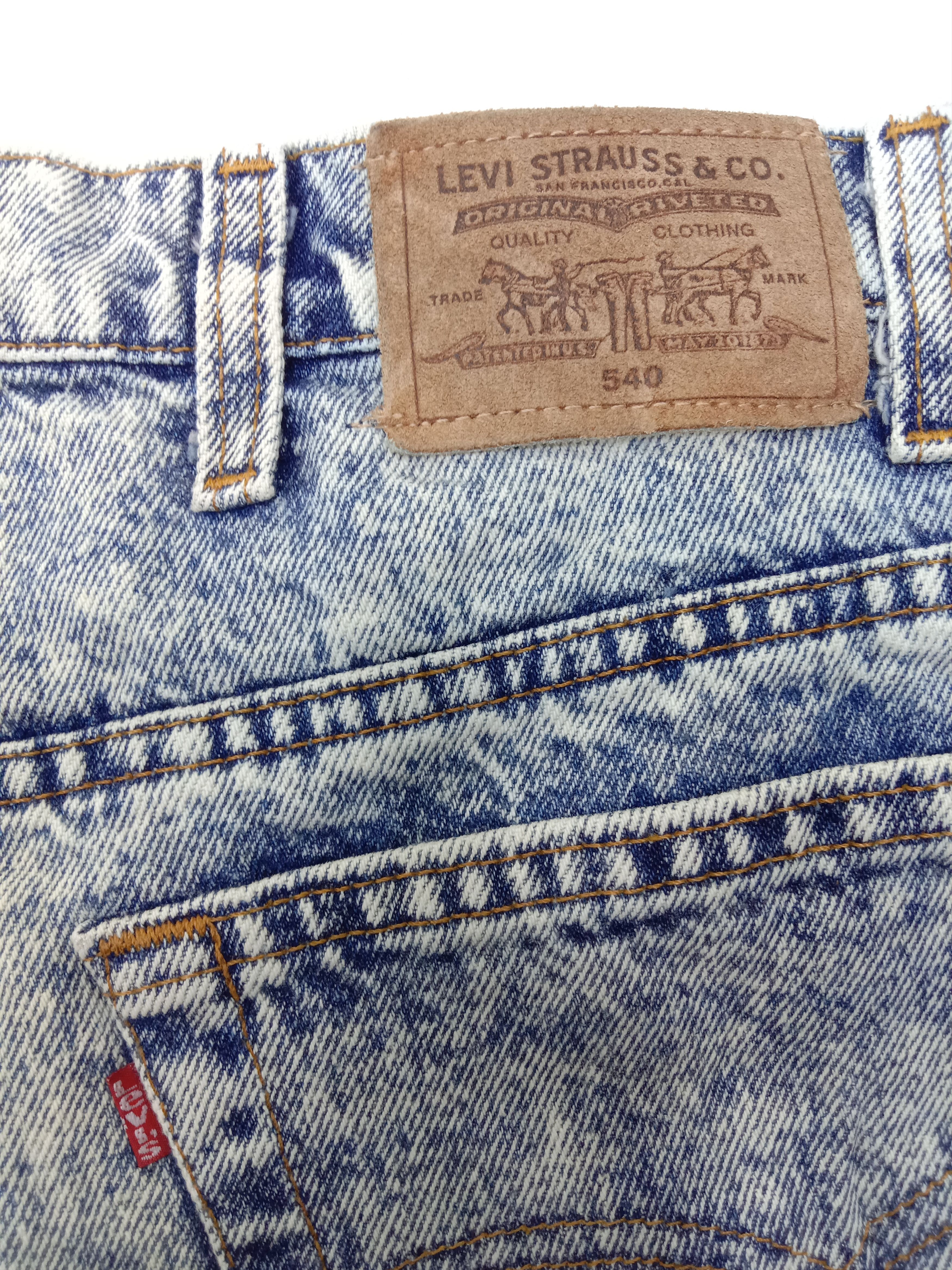 Levi's Vintage 90s Levi's 540 Acid Wash Jeans Oversized Denim Size US 44 / EU 60 - 14 Thumbnail